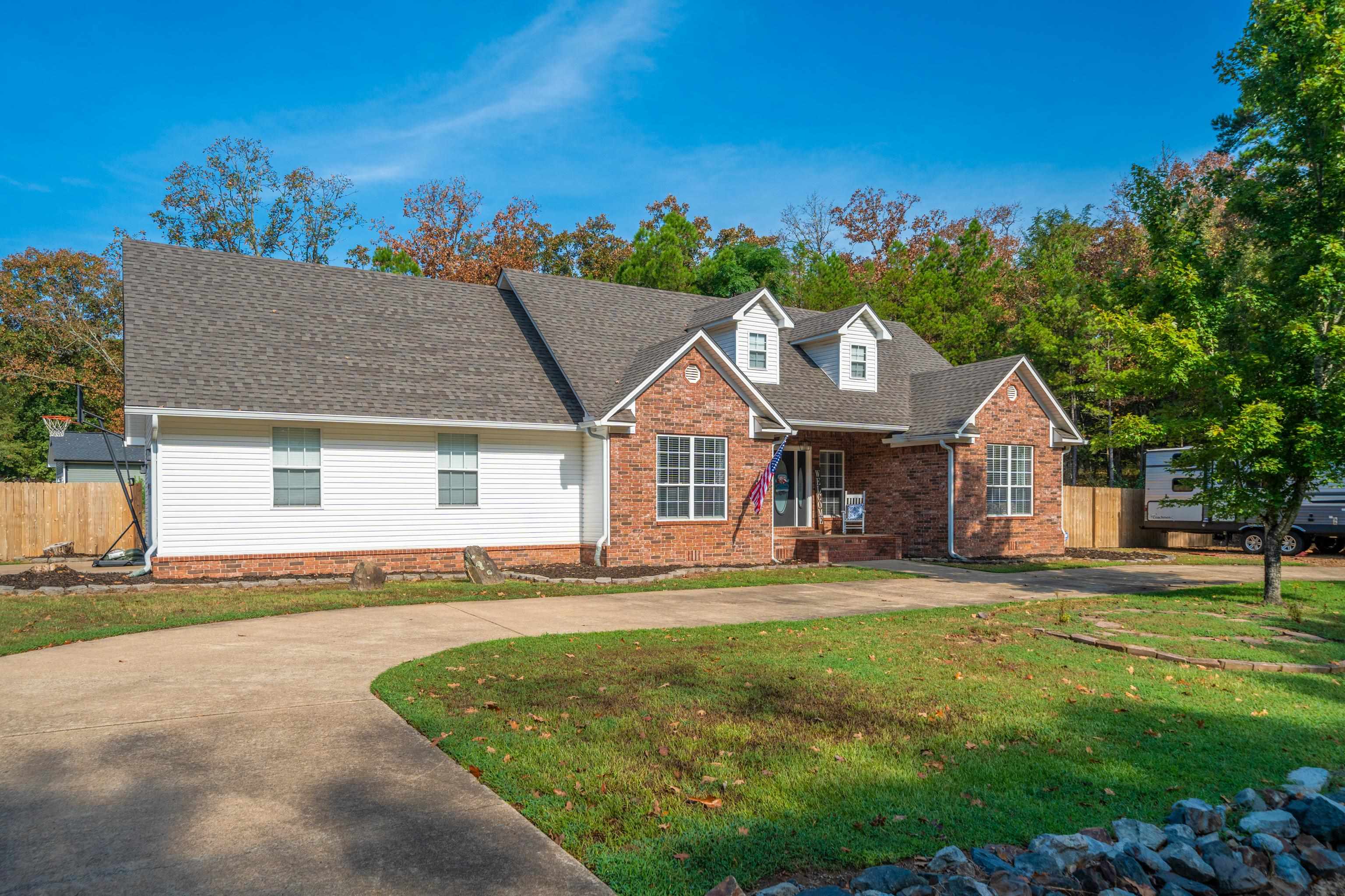 100 Stonebriar Drive Property Photo 44