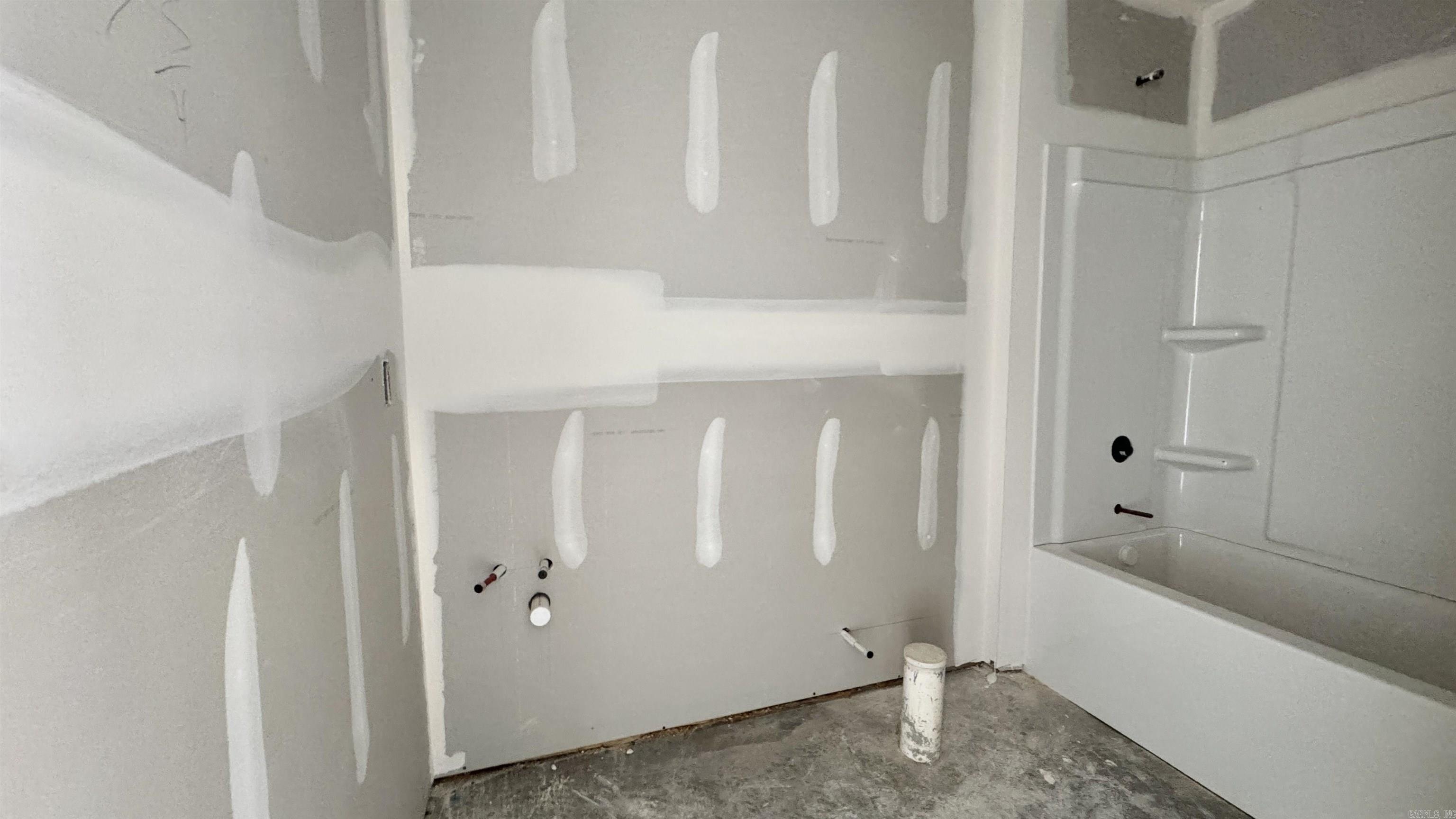 54 Farmhouse Loop Property Photo 8