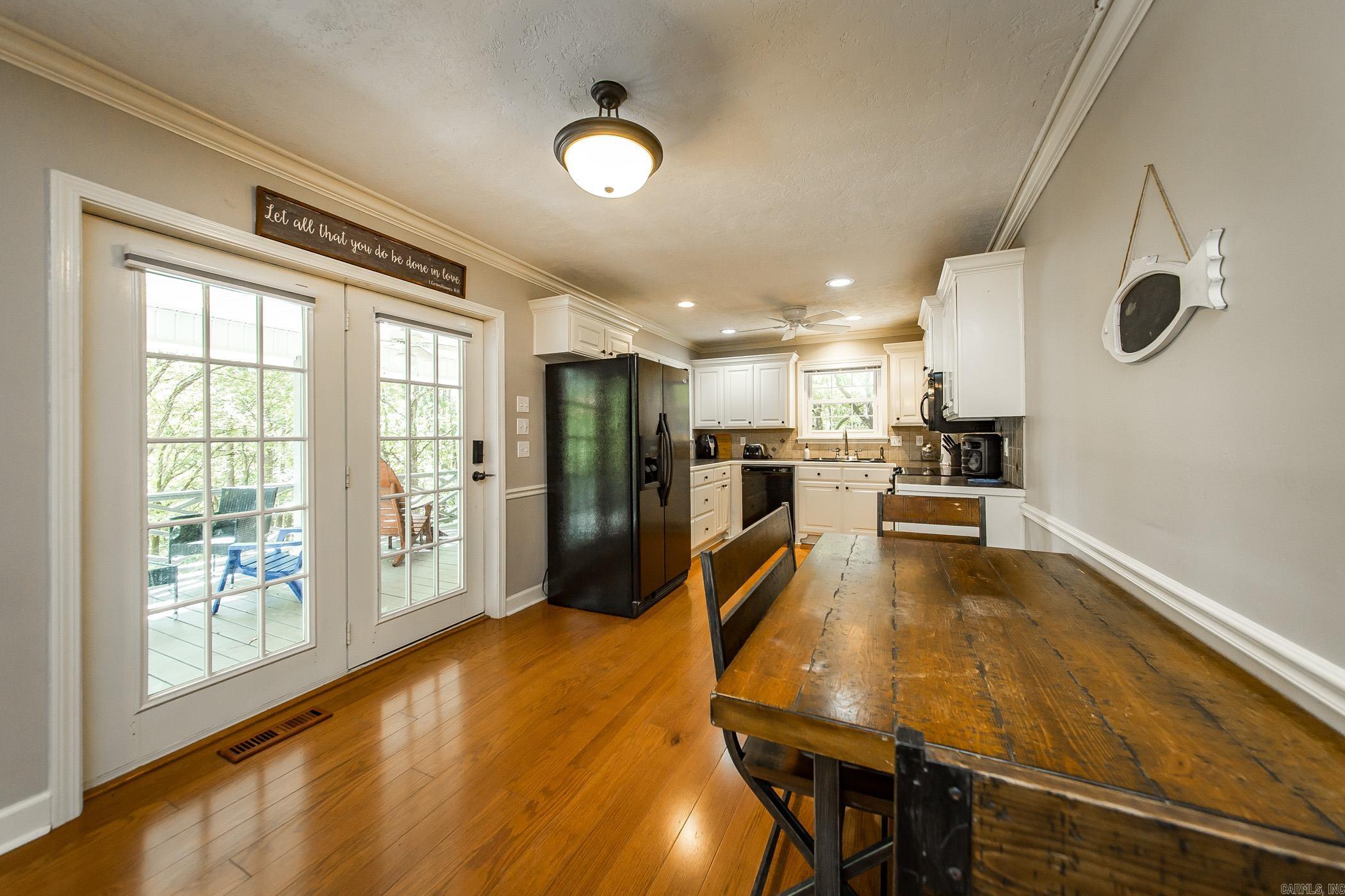 106 Set Court Property Photo 11