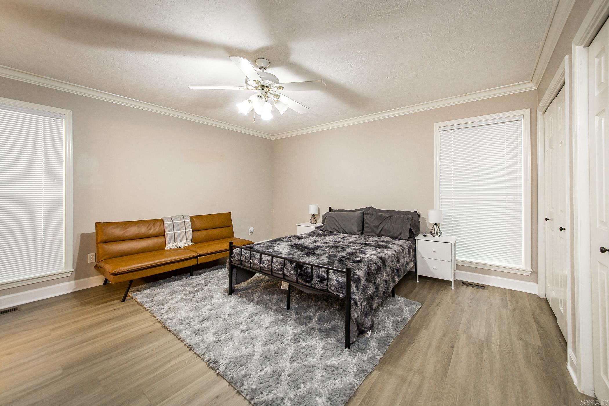 106 Set Court Property Photo 13