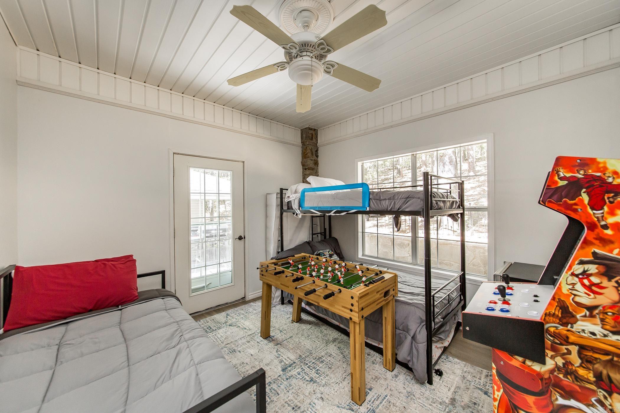 106 Set Court Property Photo 20
