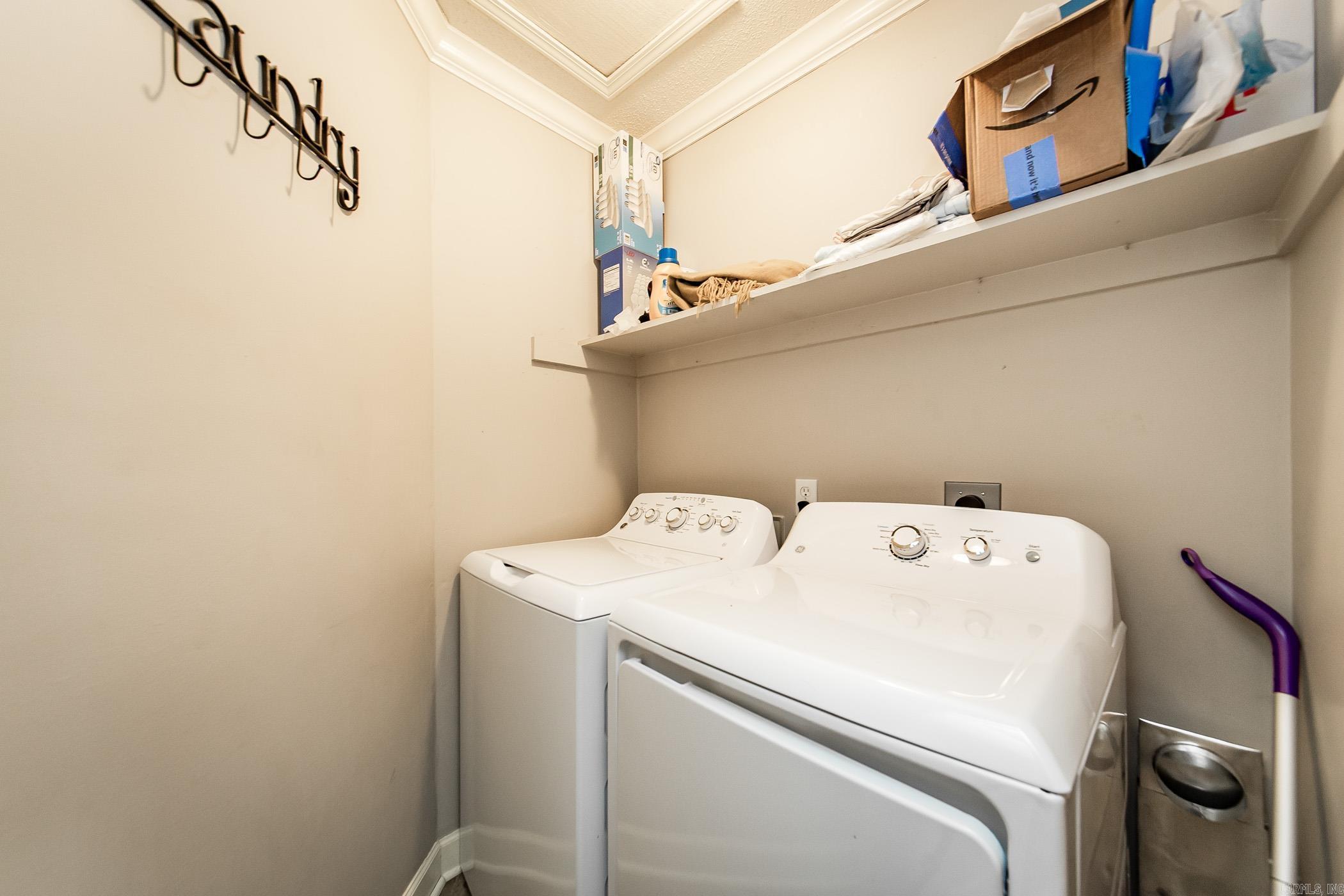 106 Set Court Property Photo 21