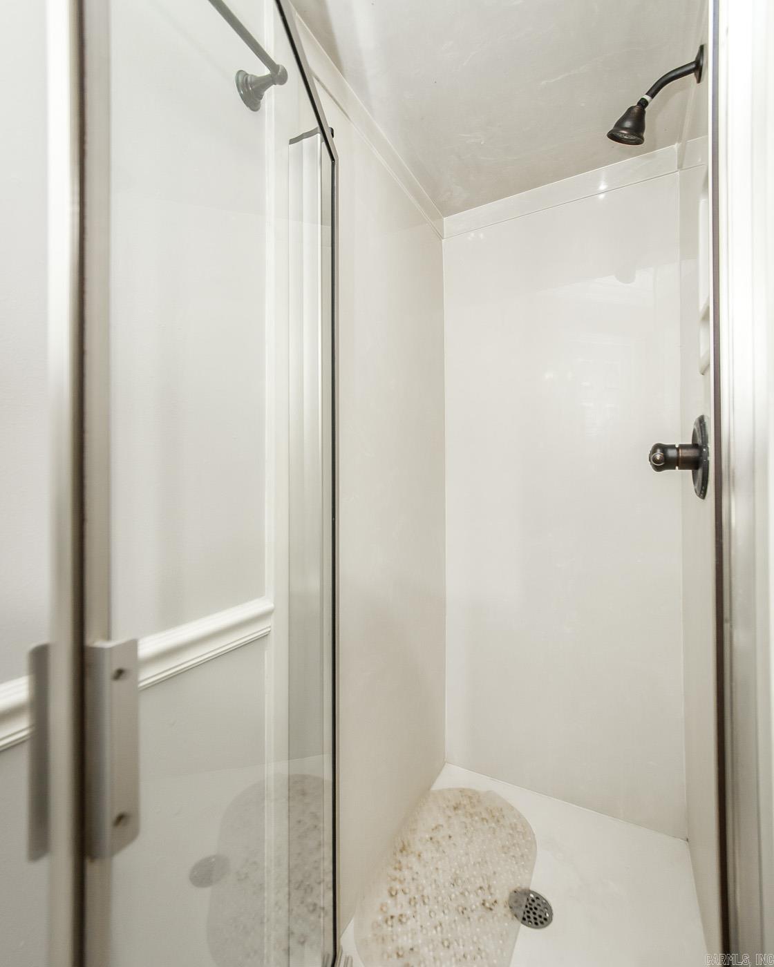 106 Set Court Property Photo 23