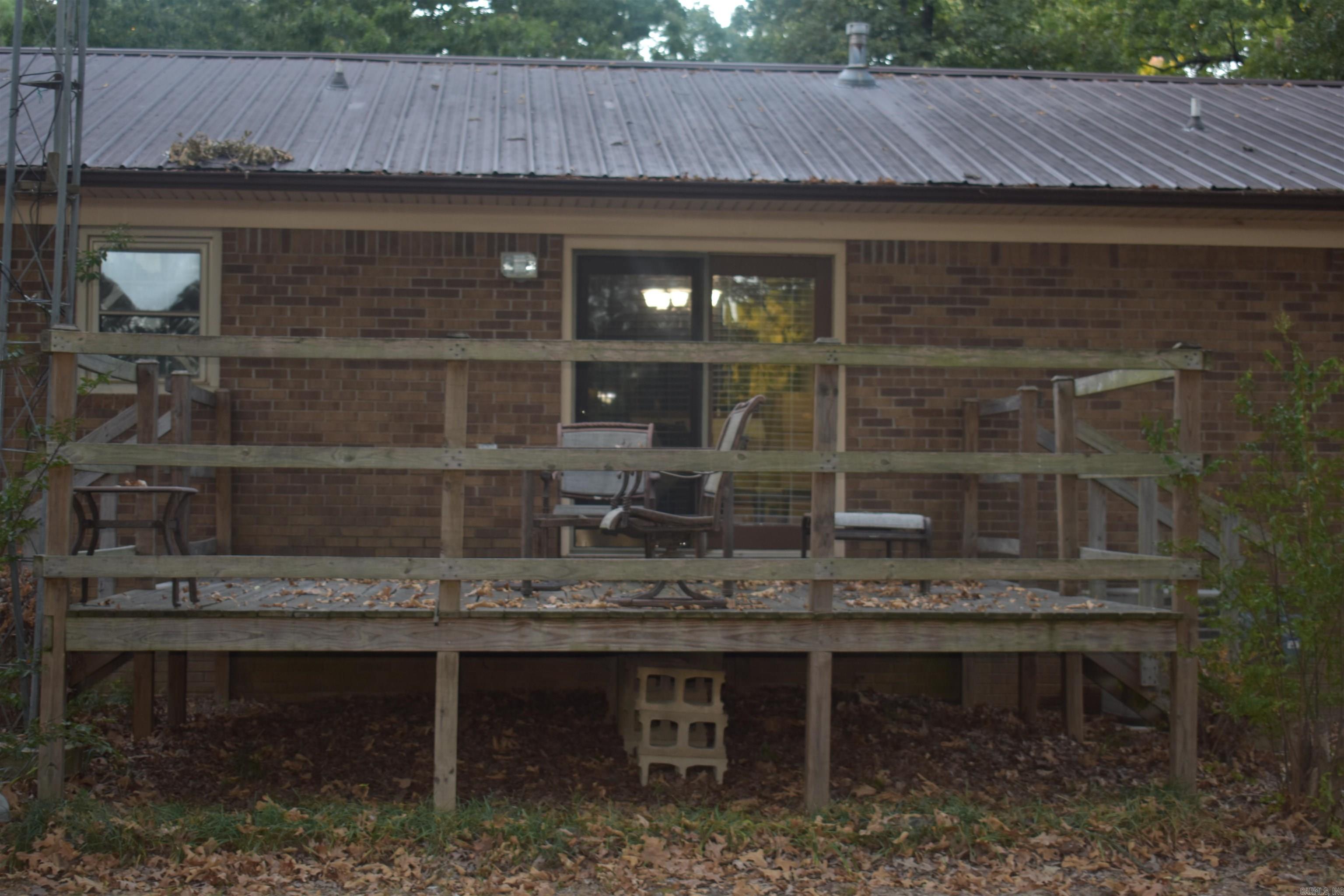 5003 Lynette Drive Property Photo 10