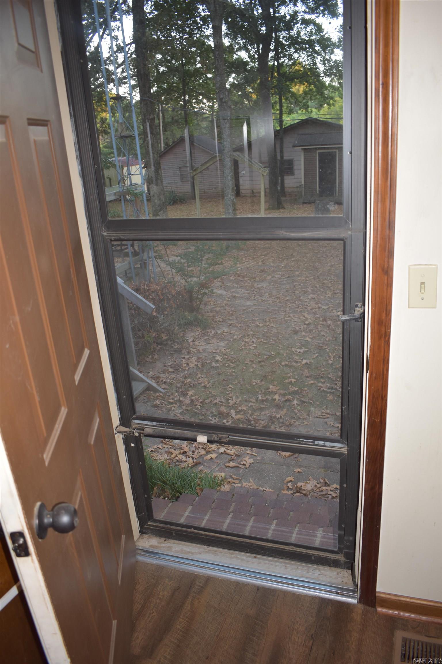 5003 Lynette Drive Property Photo 20