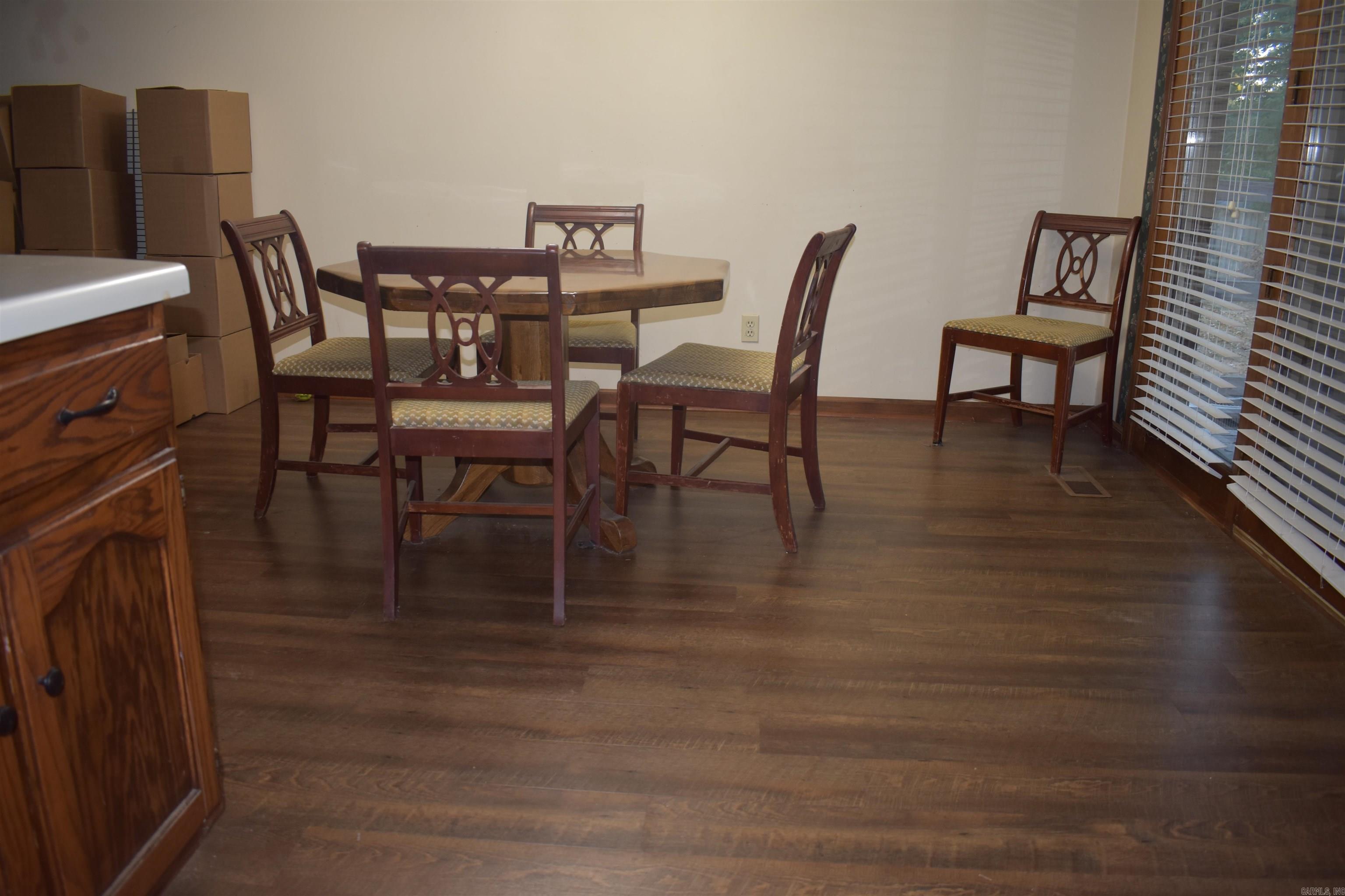 5003 Lynette Drive Property Photo 21