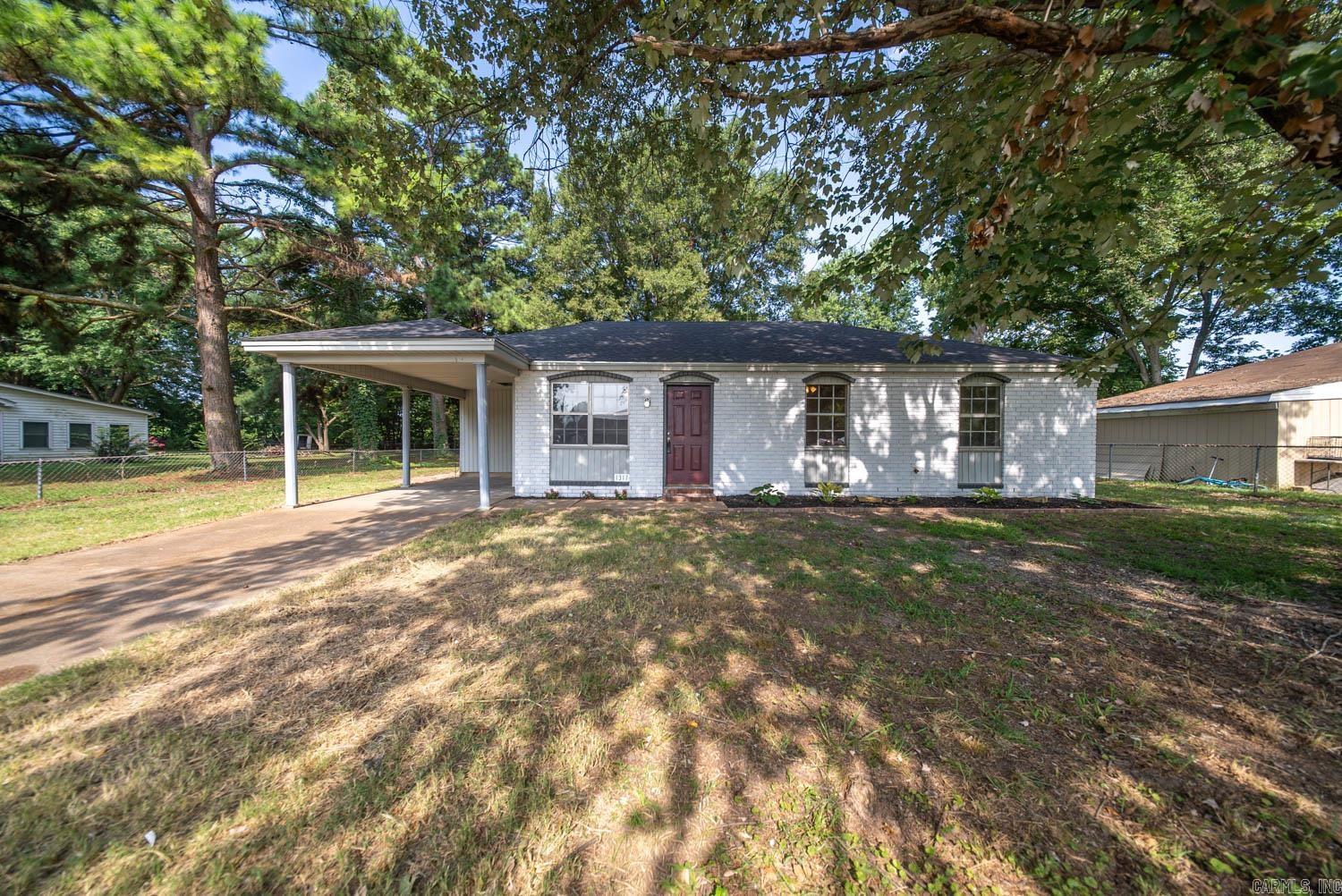 1317 Cindy Lane Property Photo 3