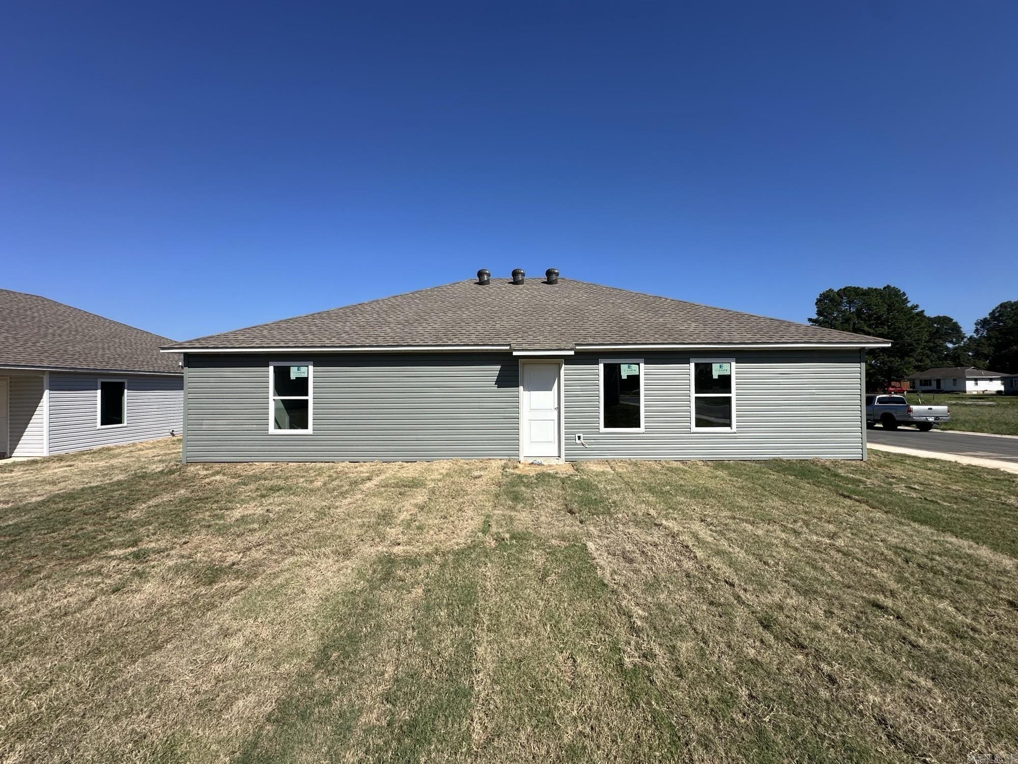 1409 Manor Court Property Photo 19