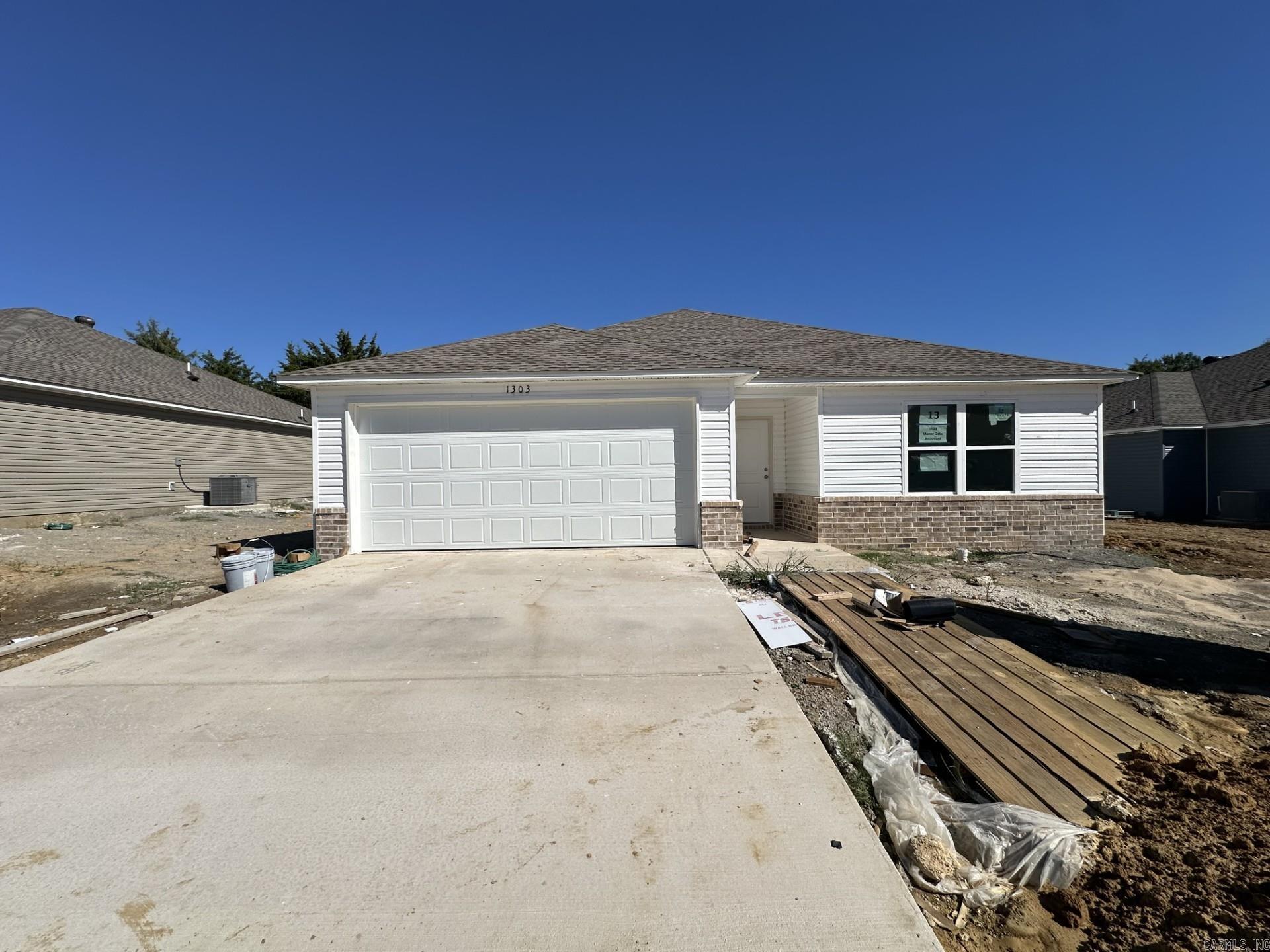 1303 Manor Oaks Boulevard Property Photo 1
