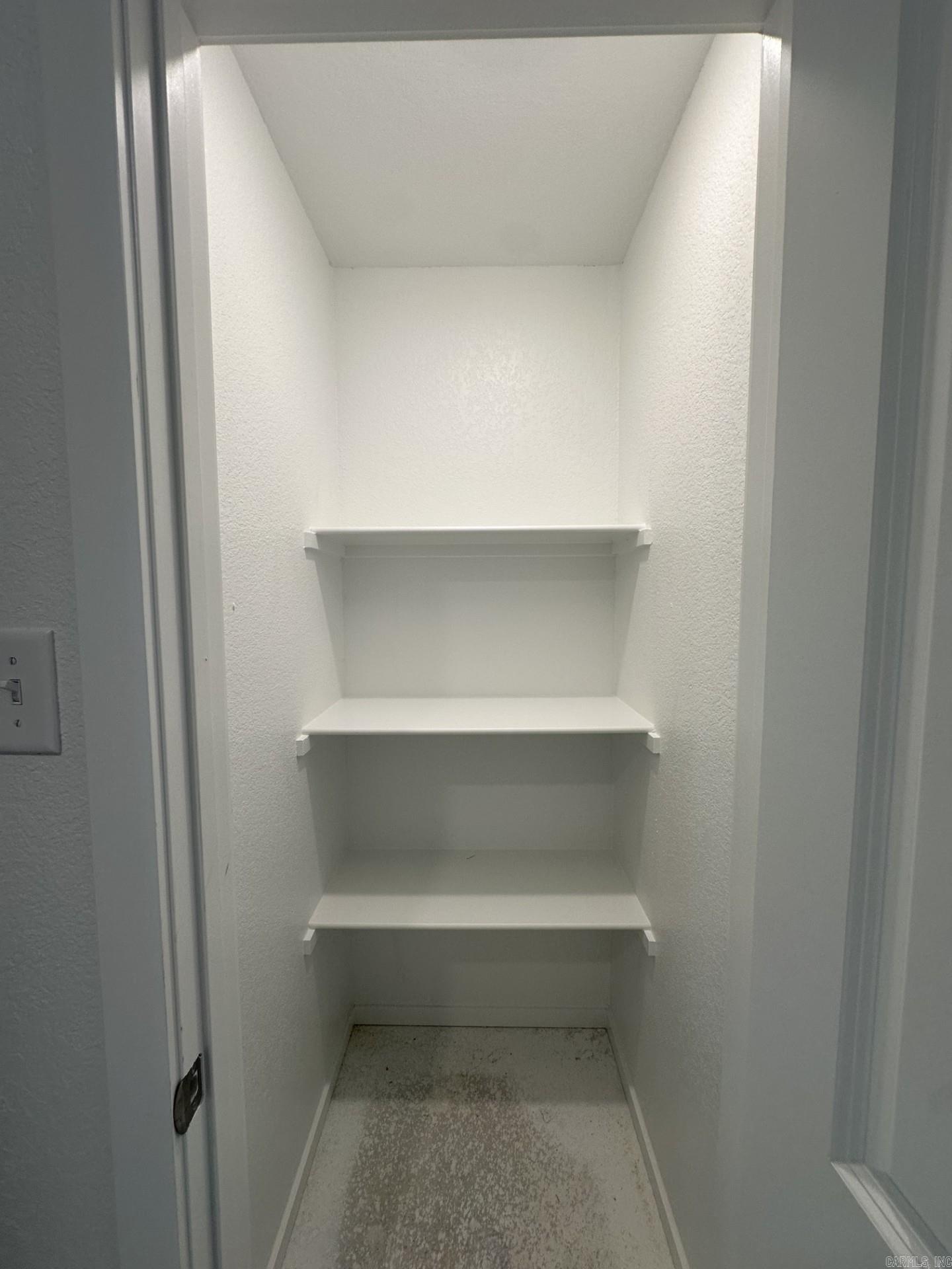 1303 Manor Oaks Boulevard Property Photo 7