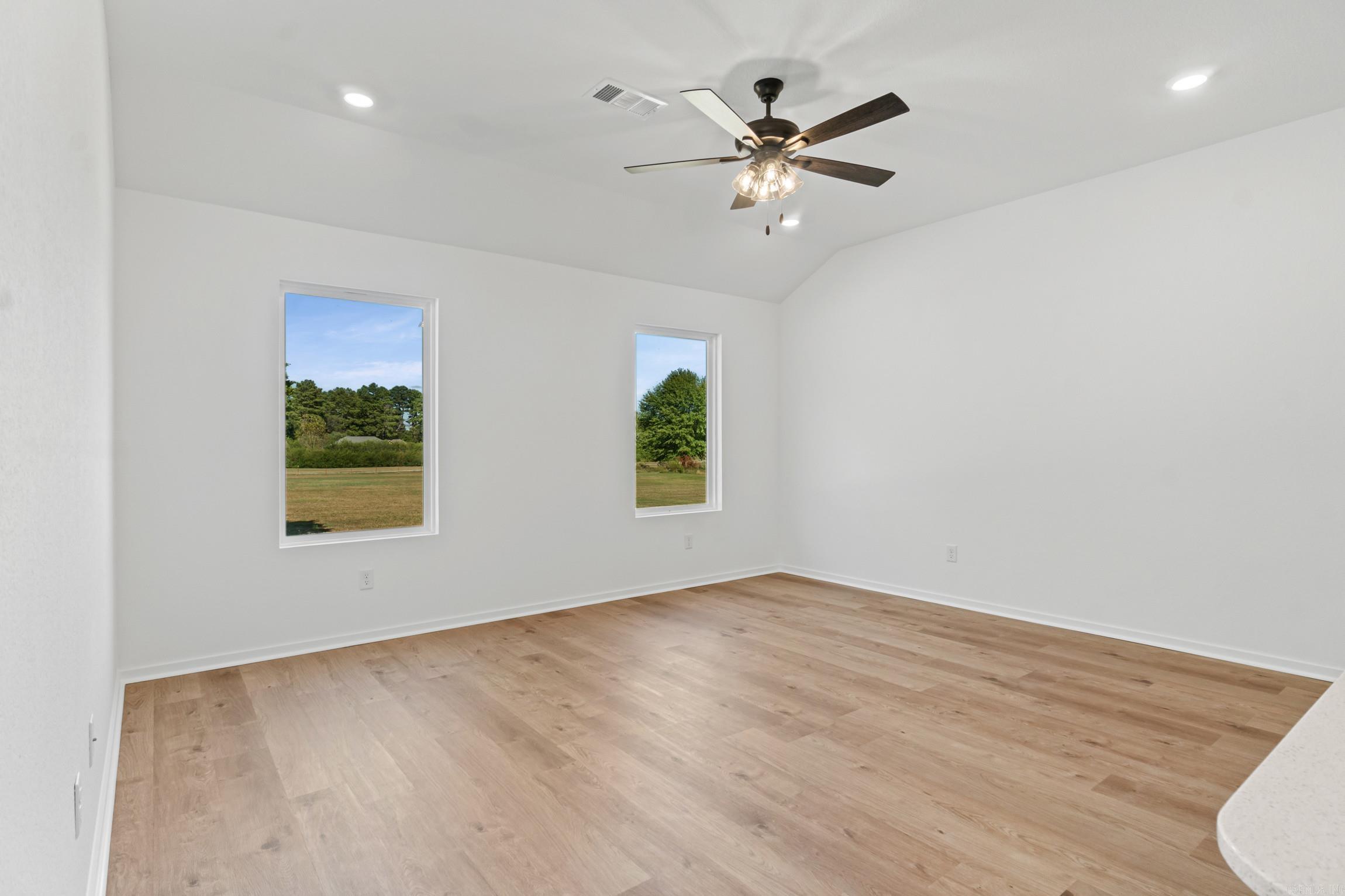 1303 Manor Oaks Boulevard Property Photo 8