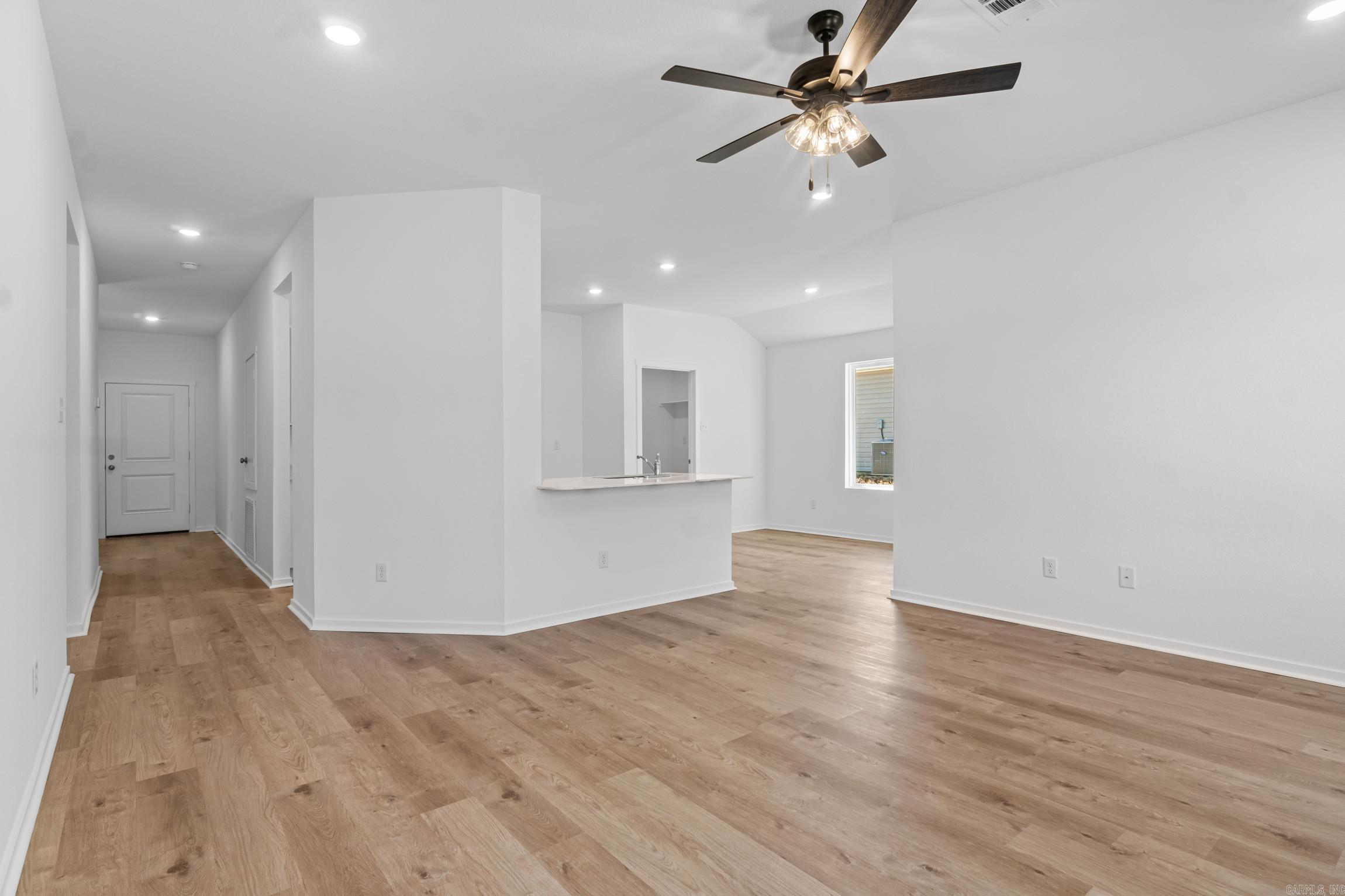 1303 Manor Oaks Boulevard Property Photo 10