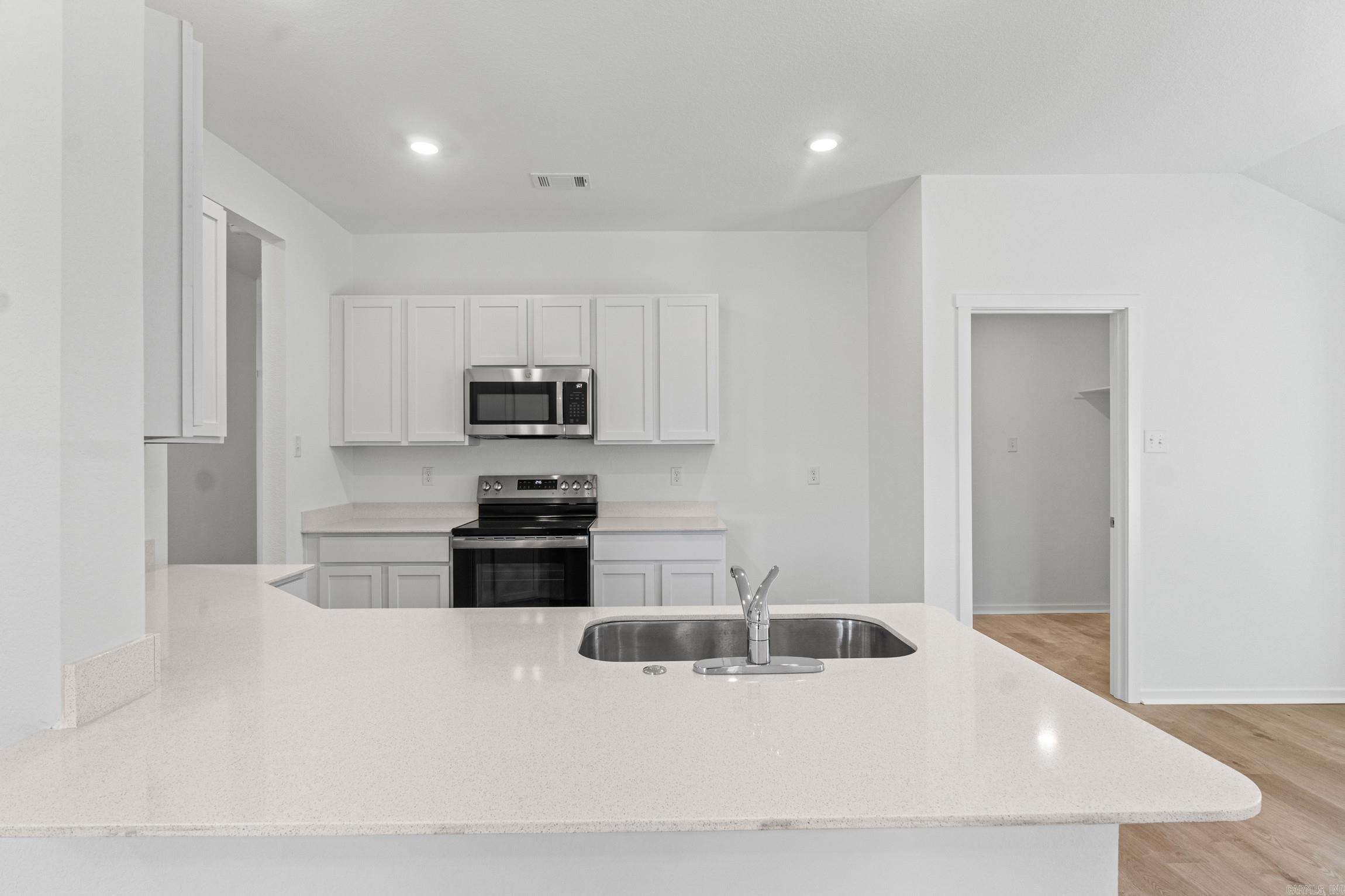 1303 Manor Oaks Boulevard Property Photo 11