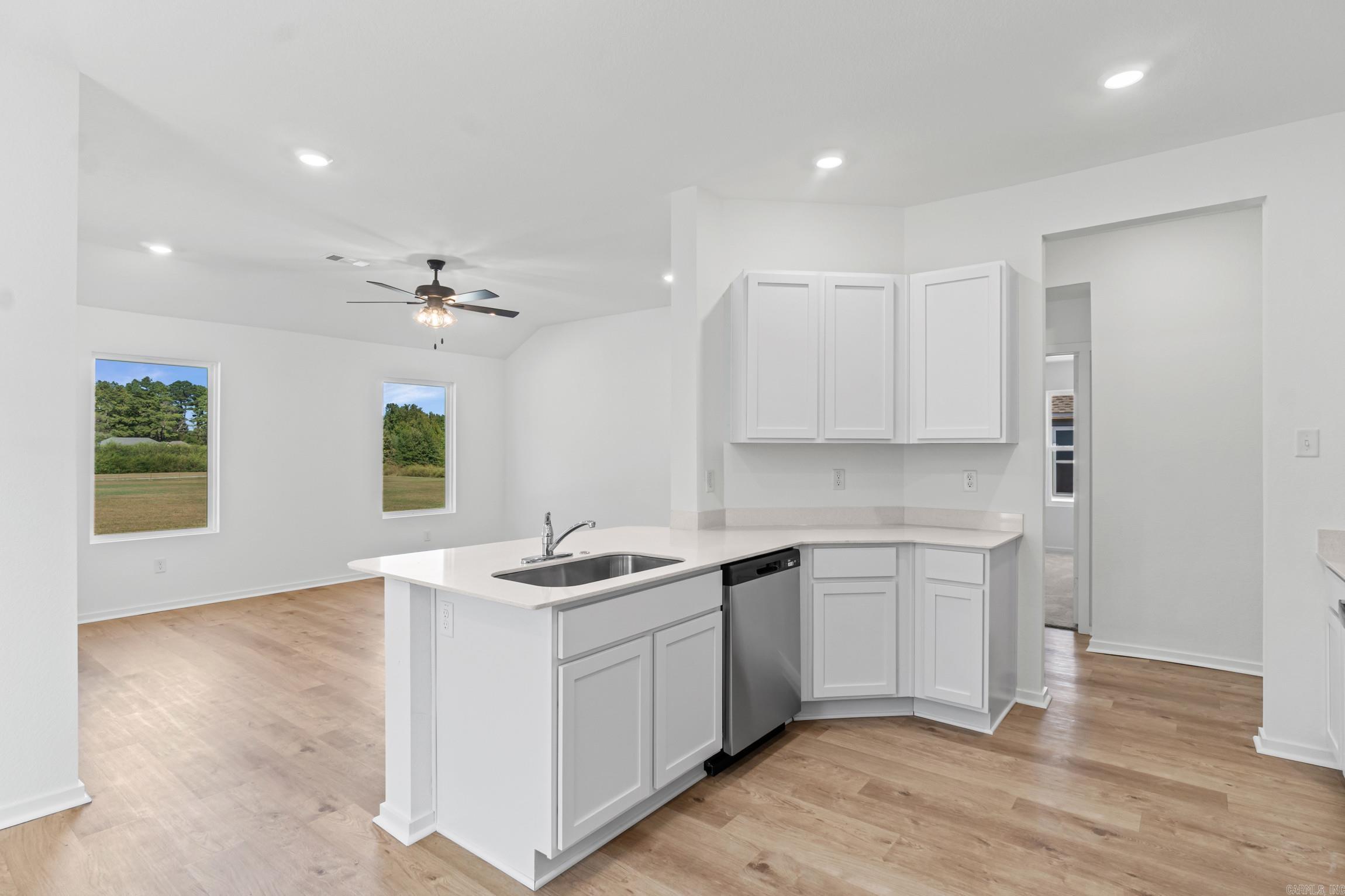 1303 Manor Oaks Boulevard Property Photo 14