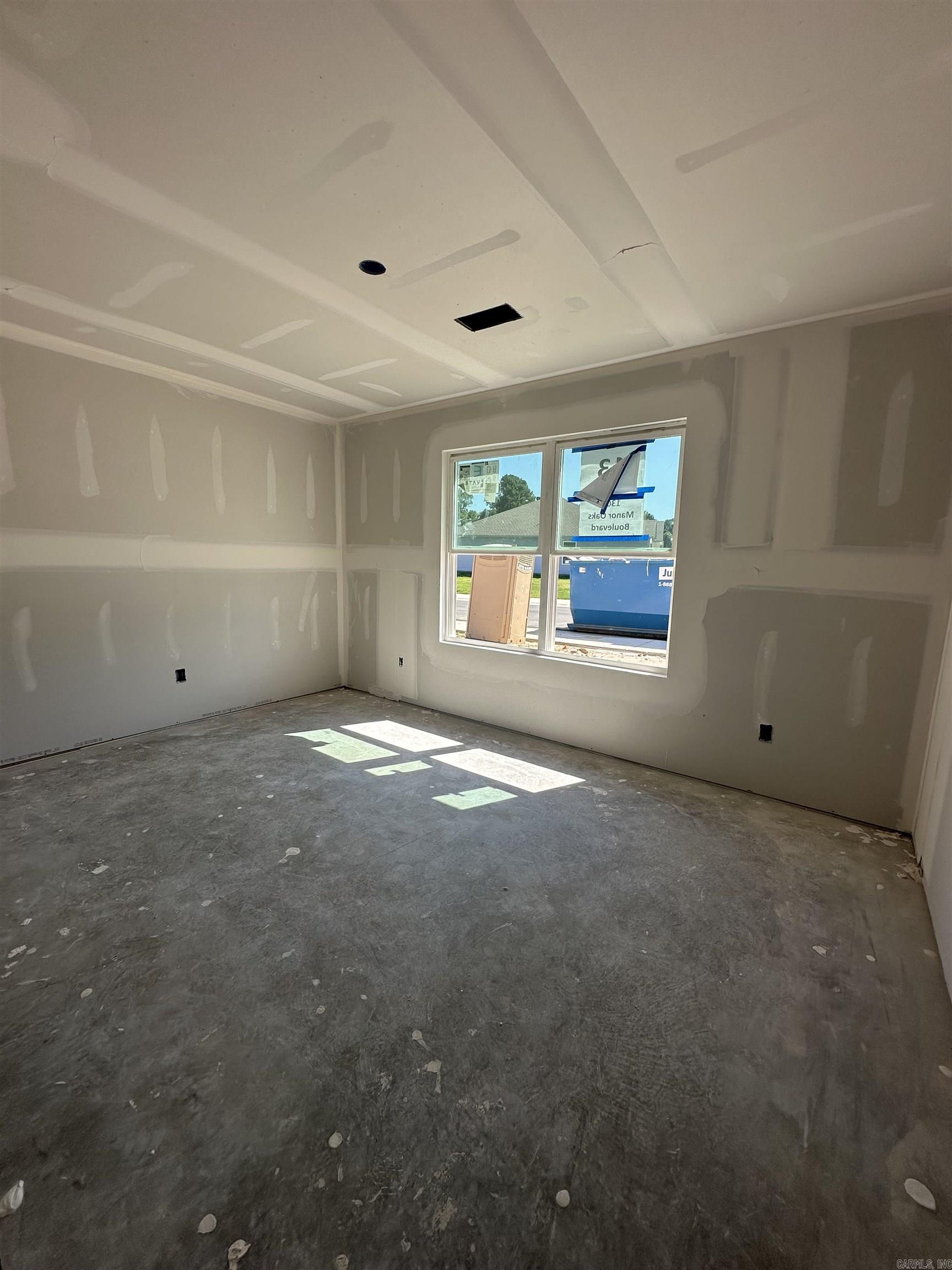 1303 Manor Oaks Boulevard Property Photo 16