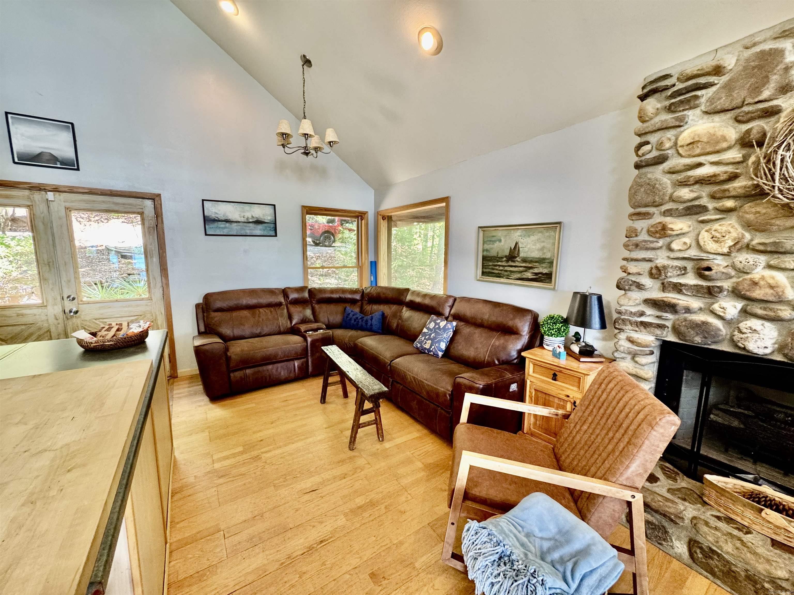 24 Roberts Road Property Photo 9