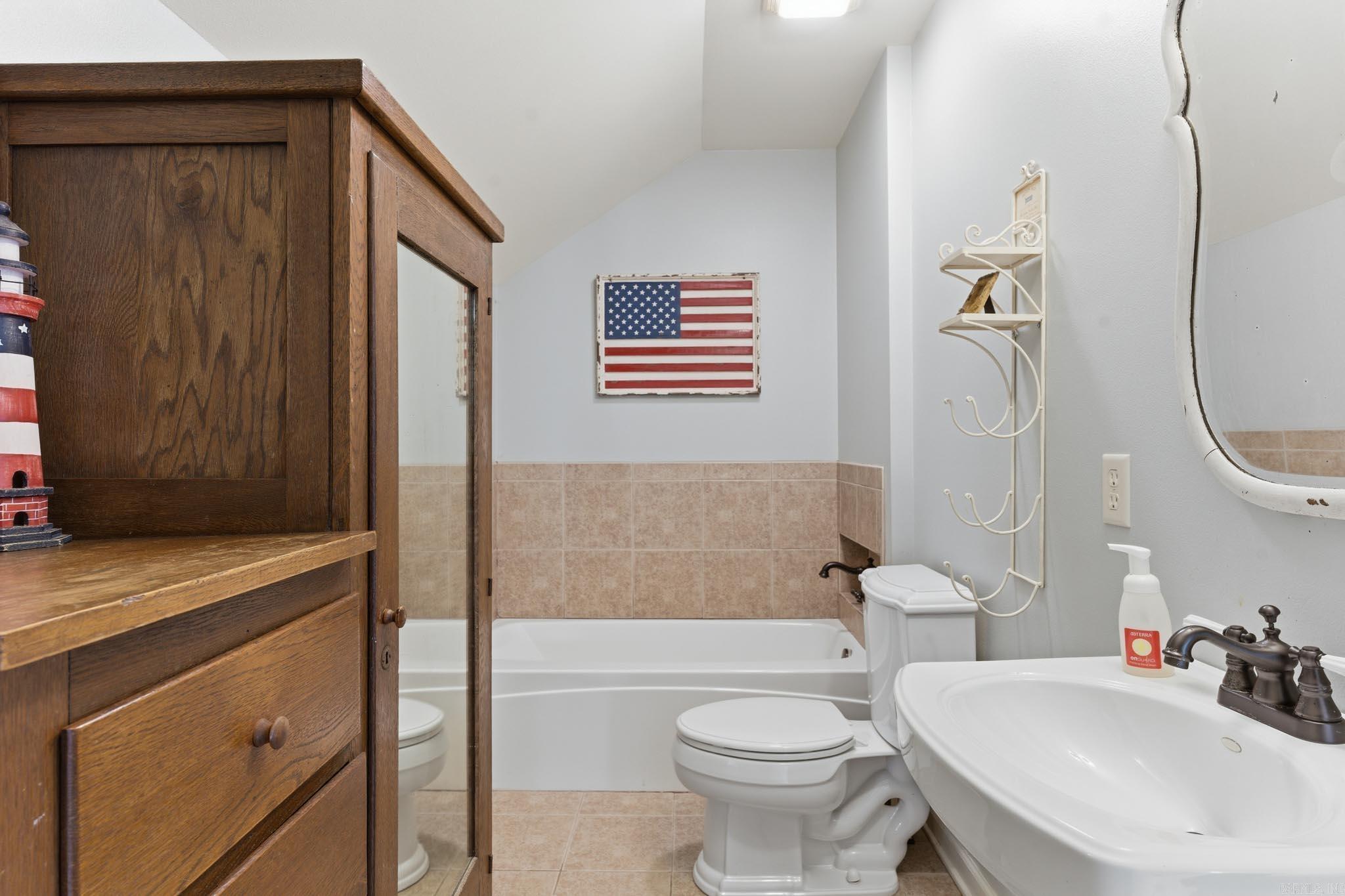 1810 Berry Mountain Trail Property Photo 23
