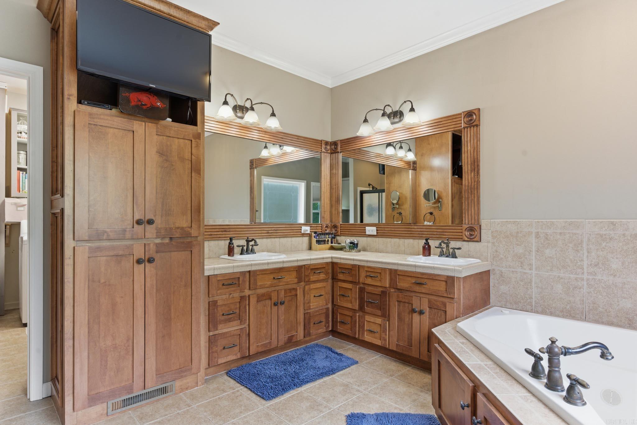 1810 Berry Mountain Trail Property Photo 38