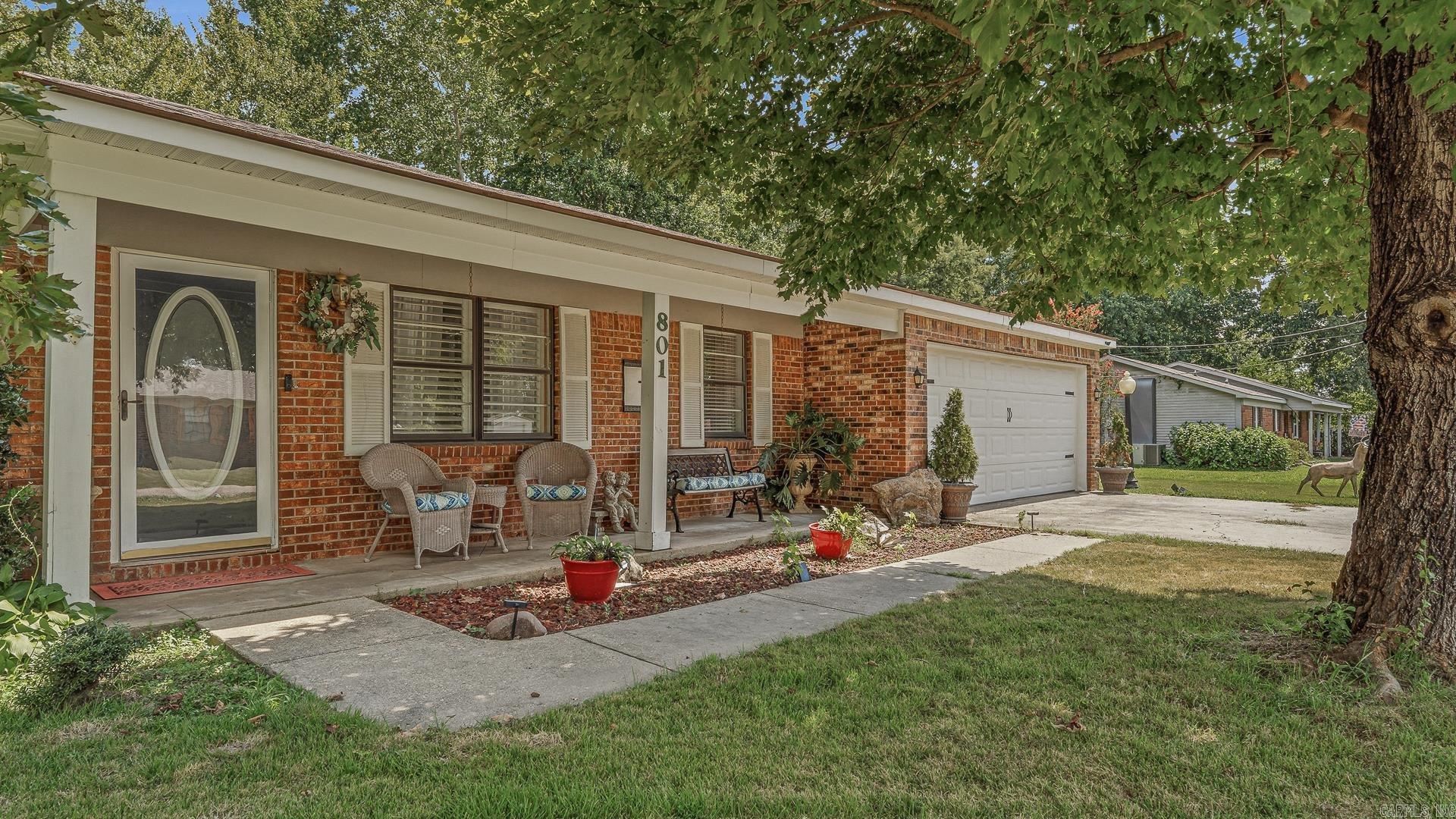801 Brighton Street Property Photo 4