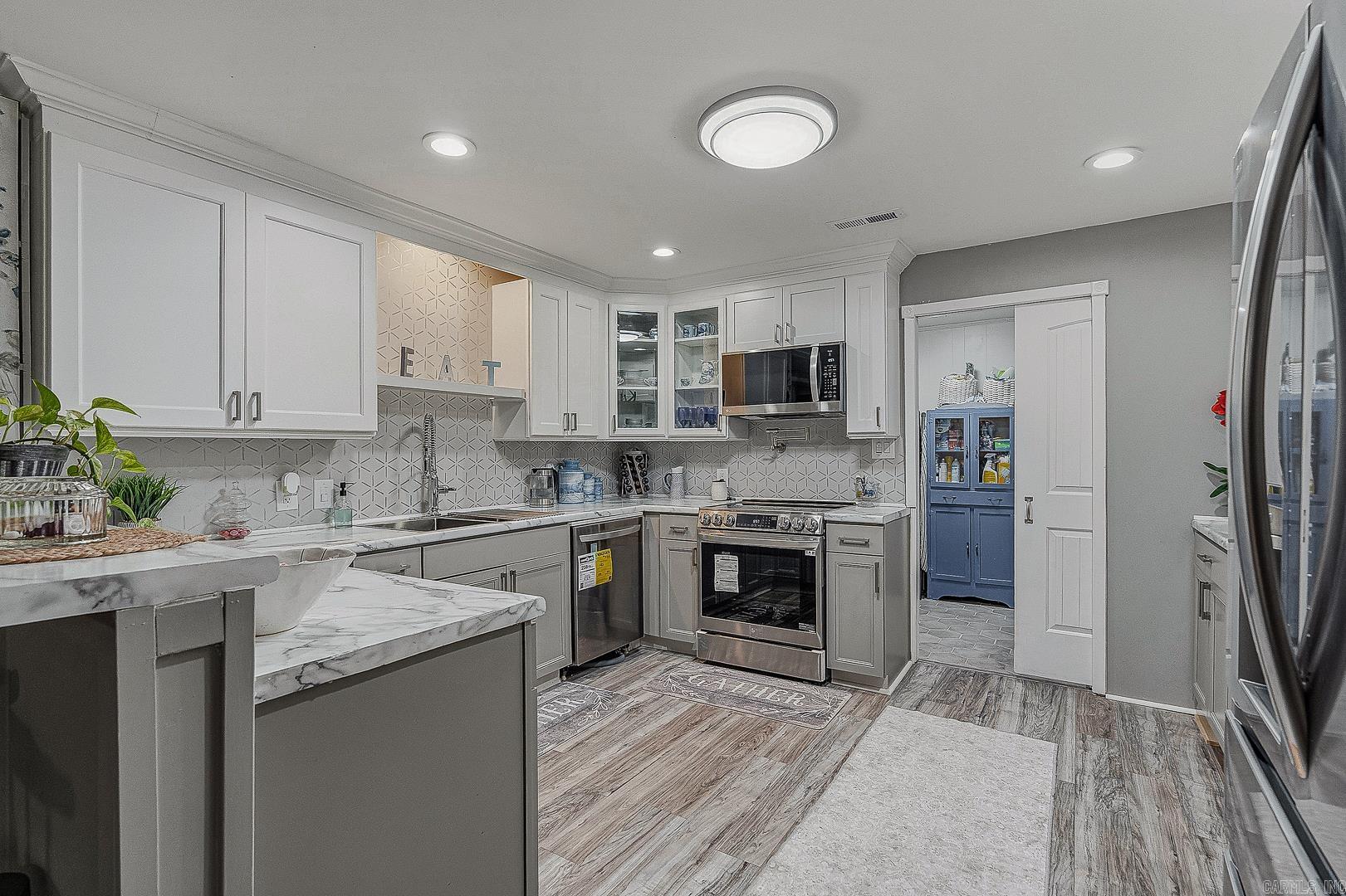 801 Brighton Street Property Photo 11