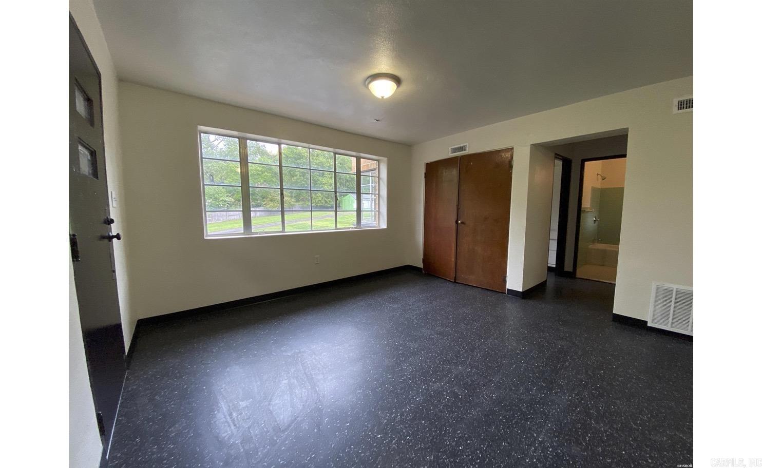1007 Park Avenue Property Photo 13