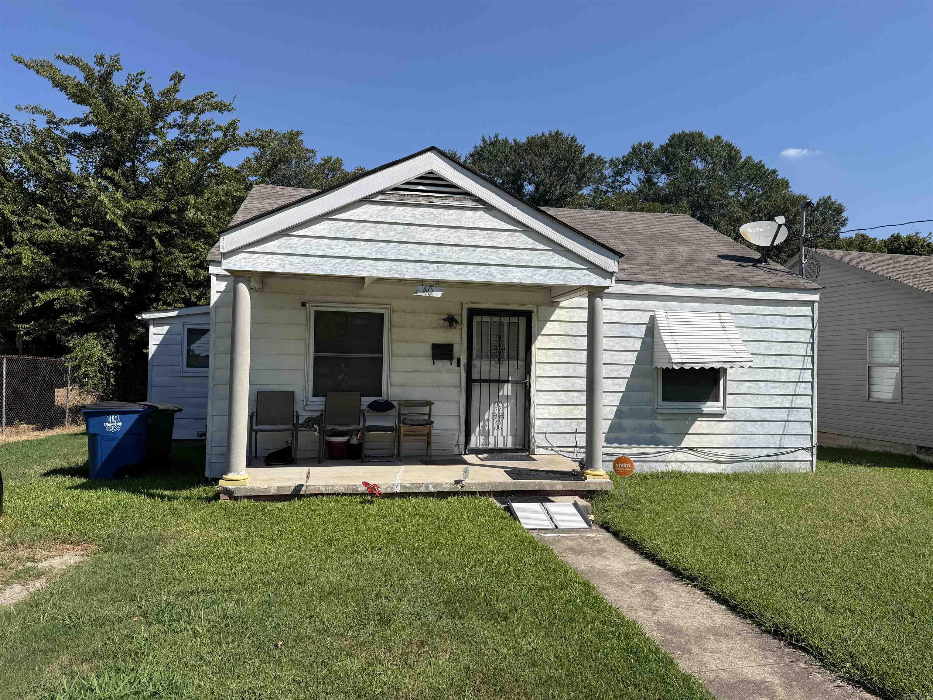 403 E 19th Street Property Photo 1