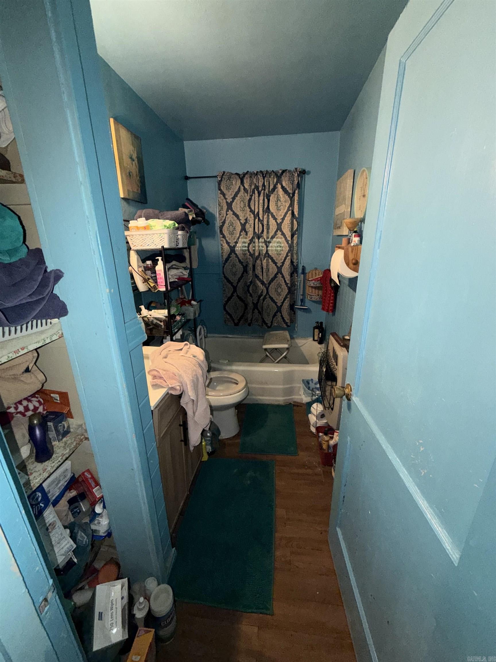 403 E 19th Street Property Photo 16