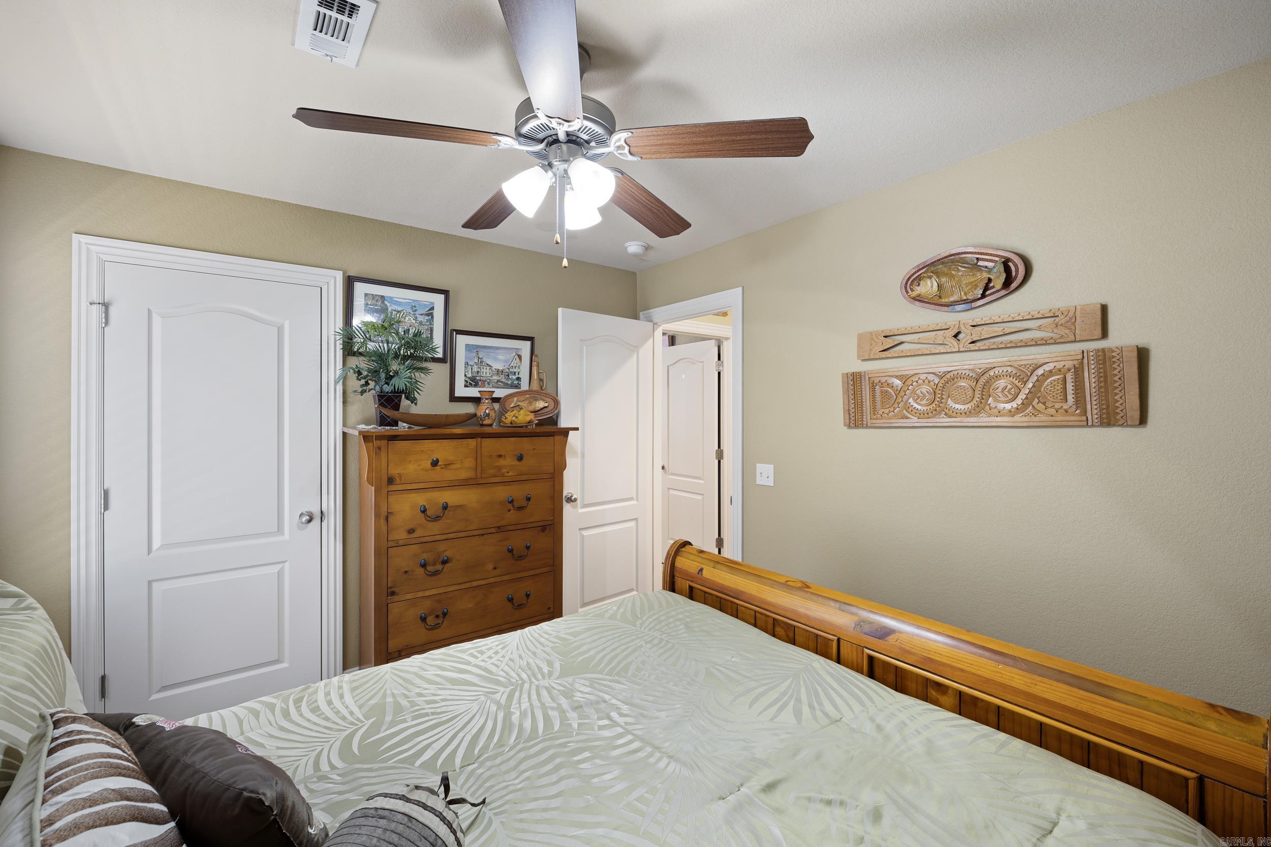 10092 Laura St Property Photo 25
