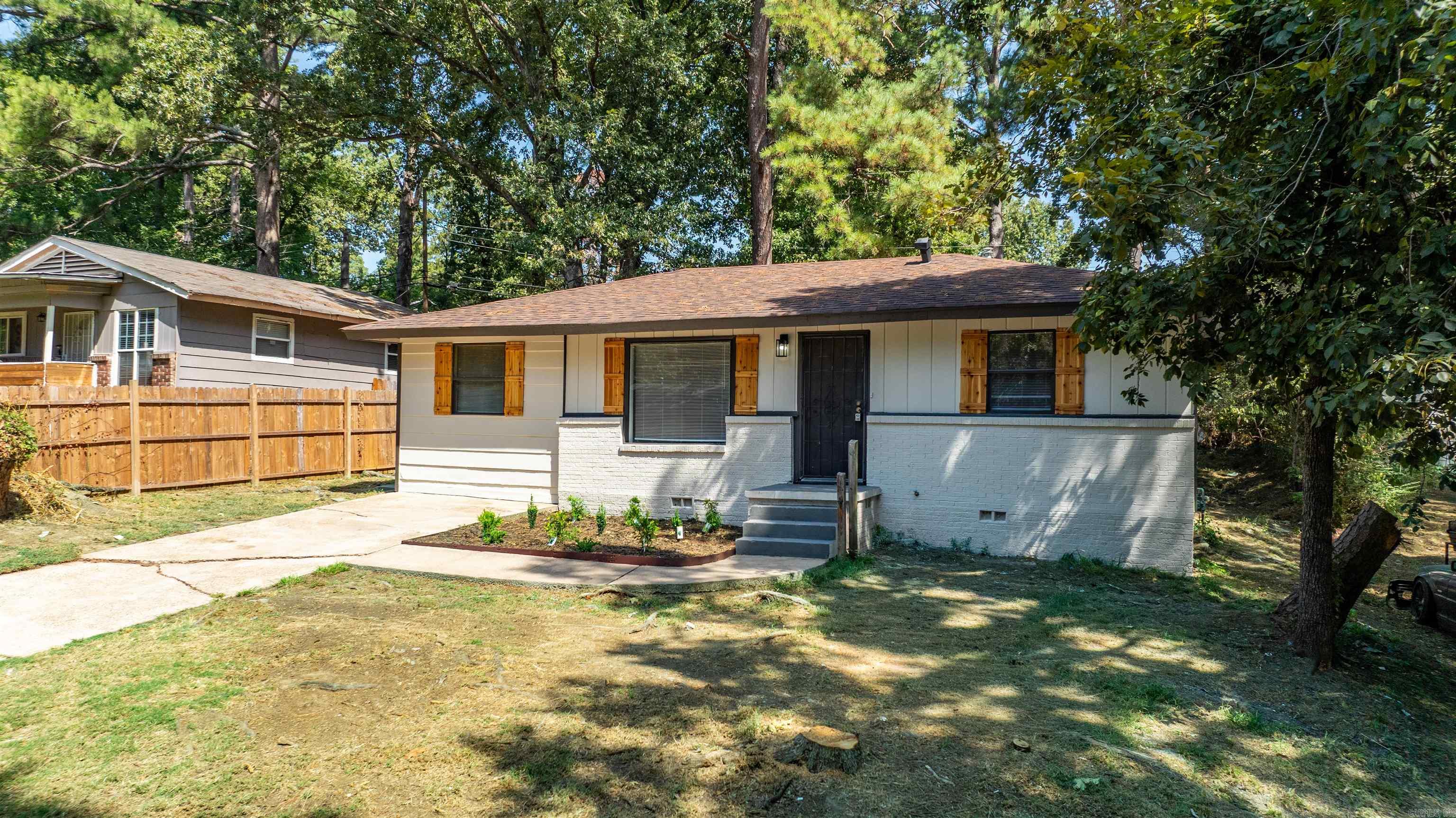 22 Harrow Drive Property Photo 1
