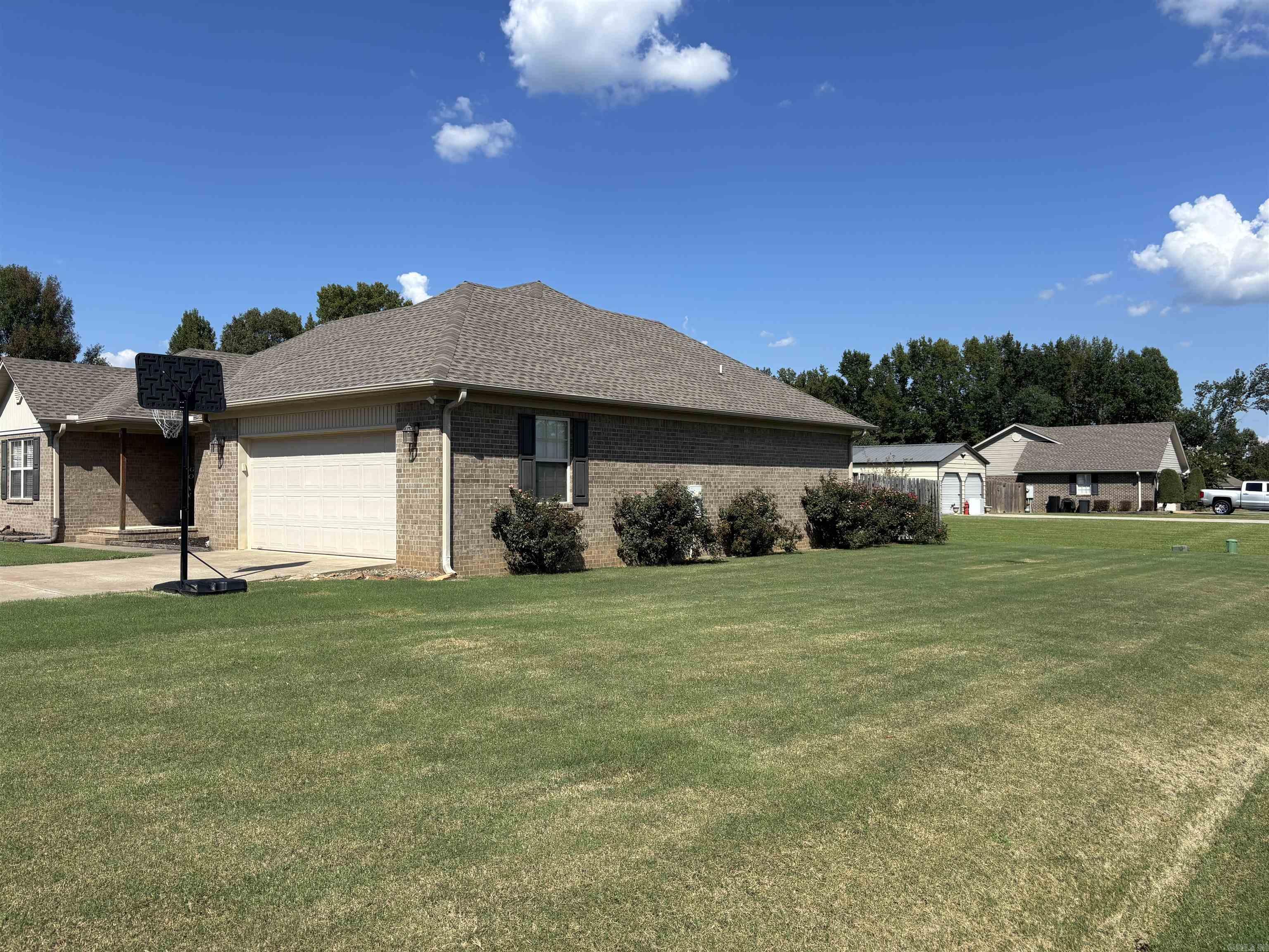 101 Anthony Drive Property Photo 2
