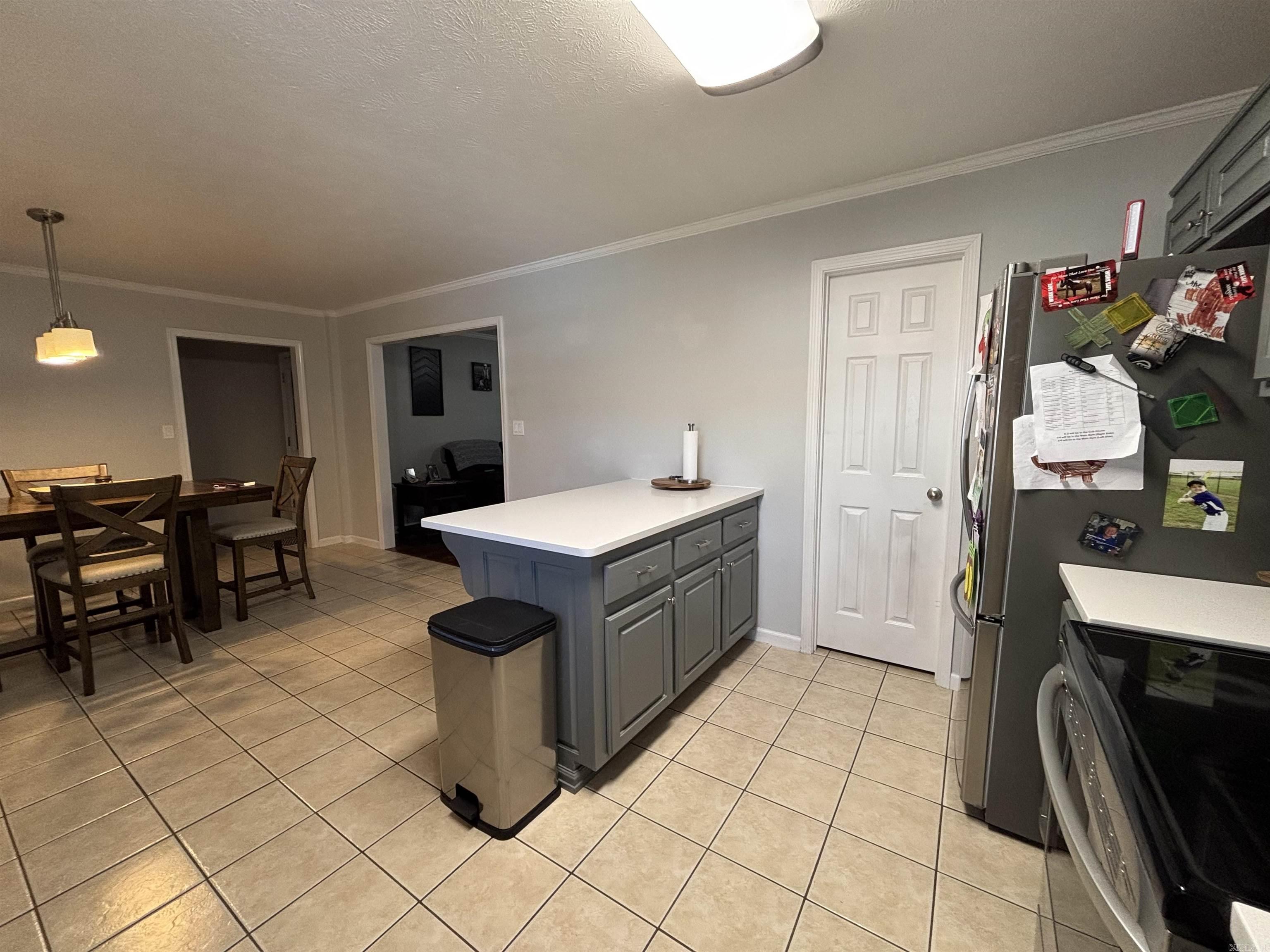 101 Anthony Drive Property Photo 4