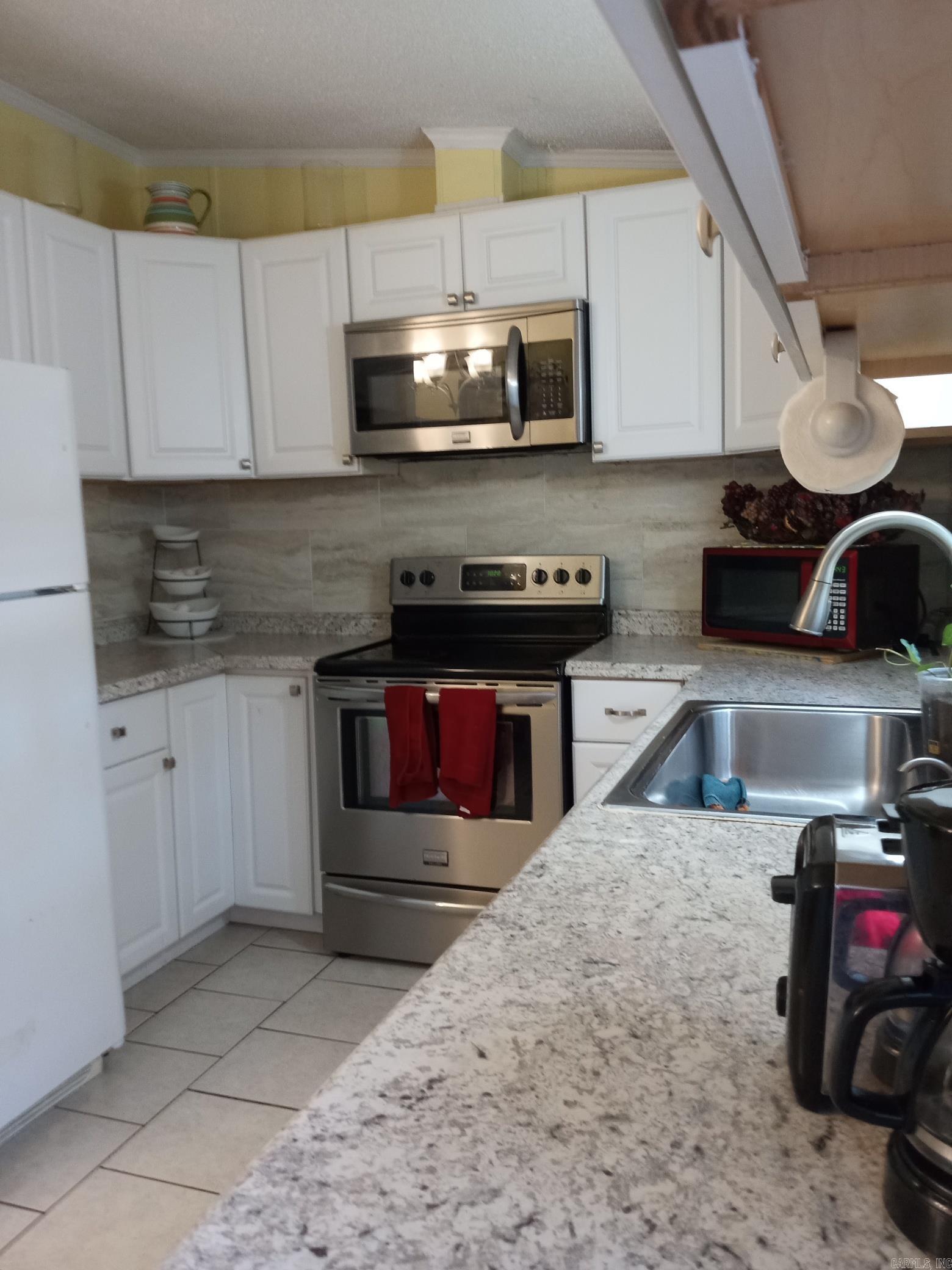 392 Bowers Road Property Photo 13