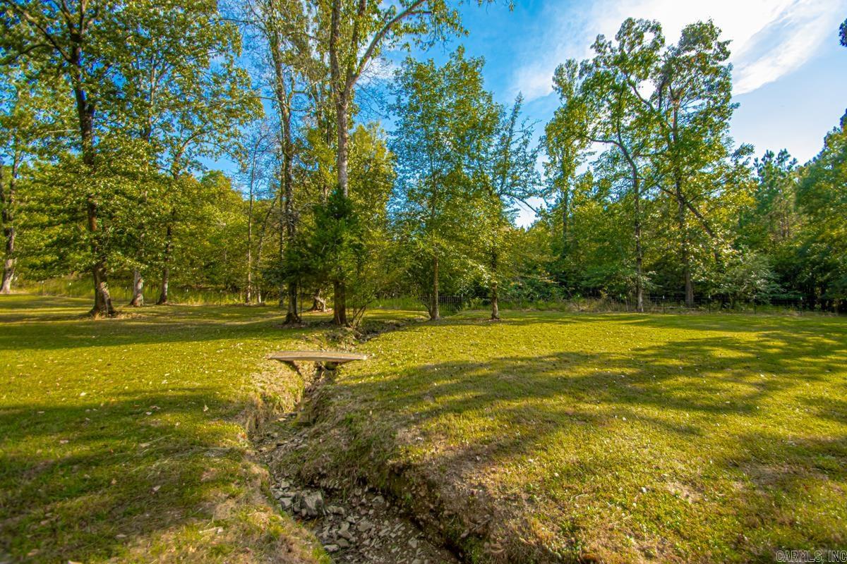 435 Coachlight Road Property Photo 6