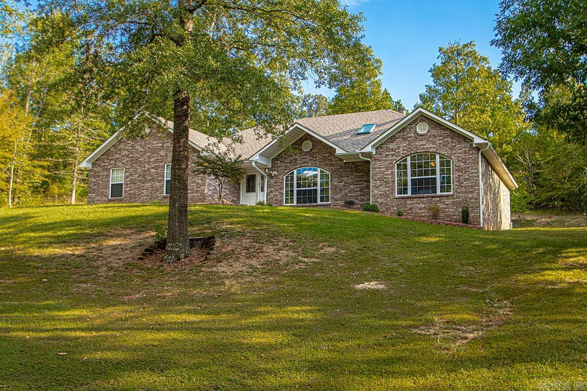 435 Coachlight Road Property Photo 10