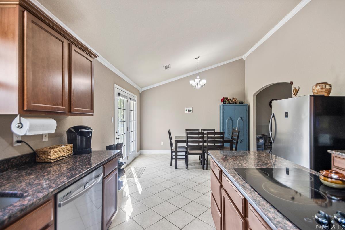 435 Coachlight Road Property Photo 19