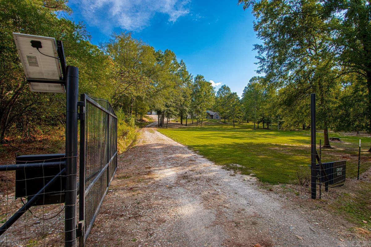 435 Coachlight Road Property Photo 32