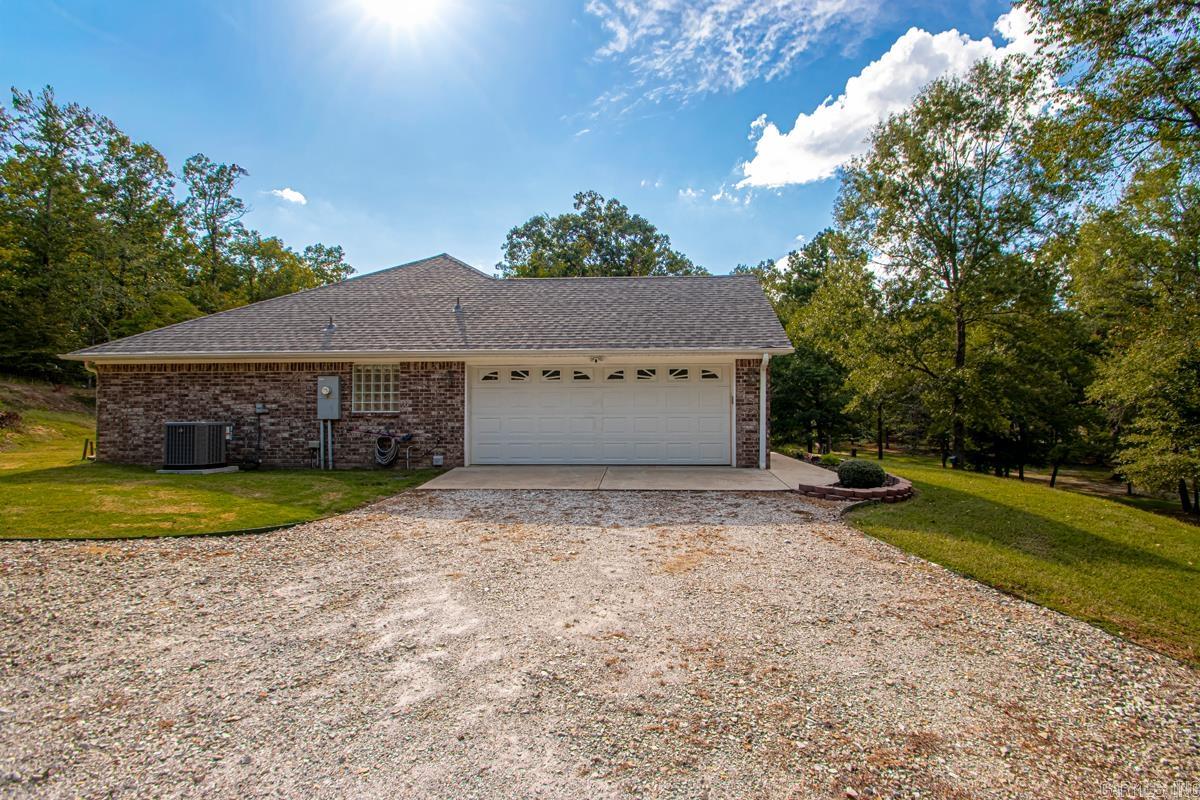 435 Coachlight Road Property Photo 34