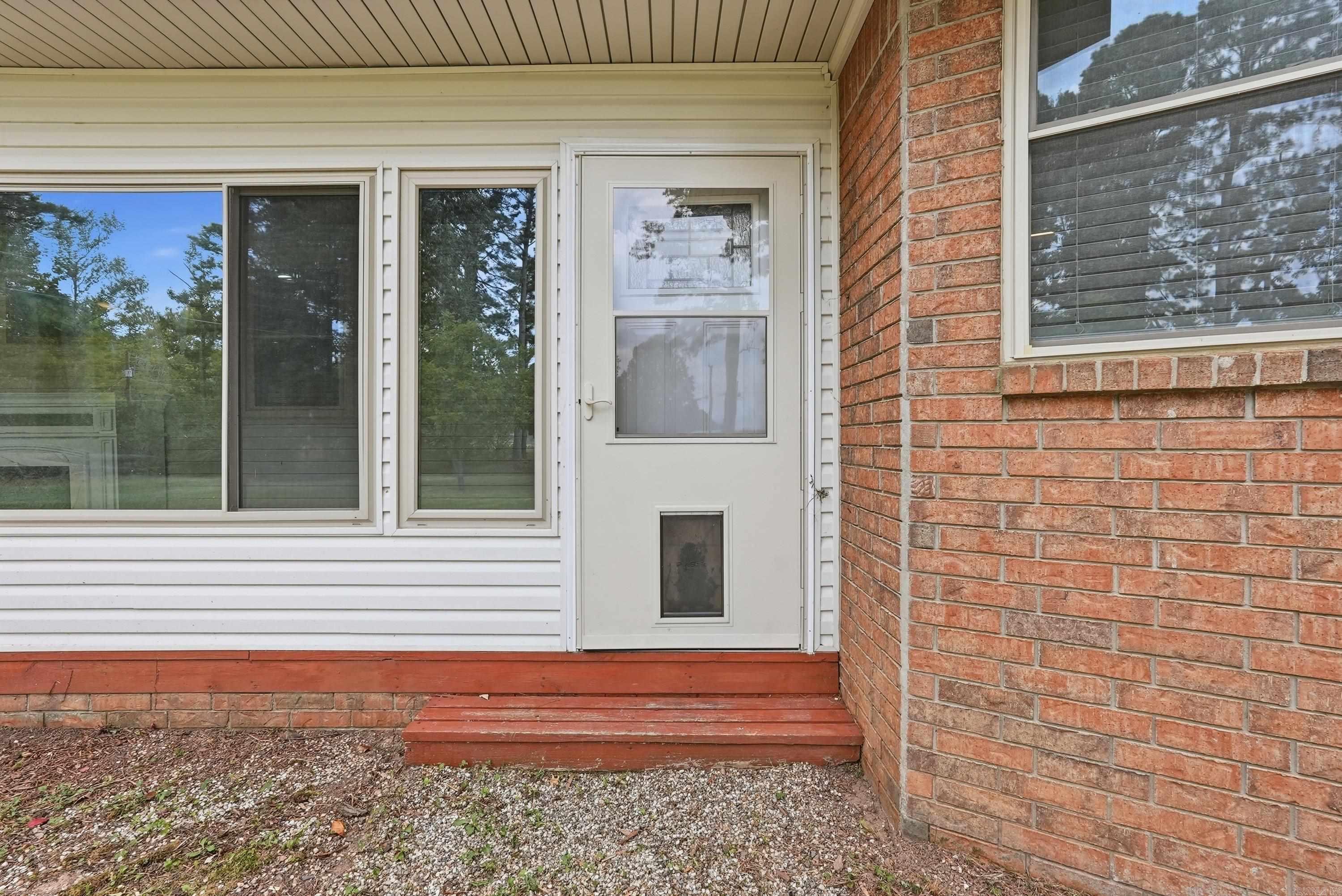3202 Highway 290 Property Photo 4