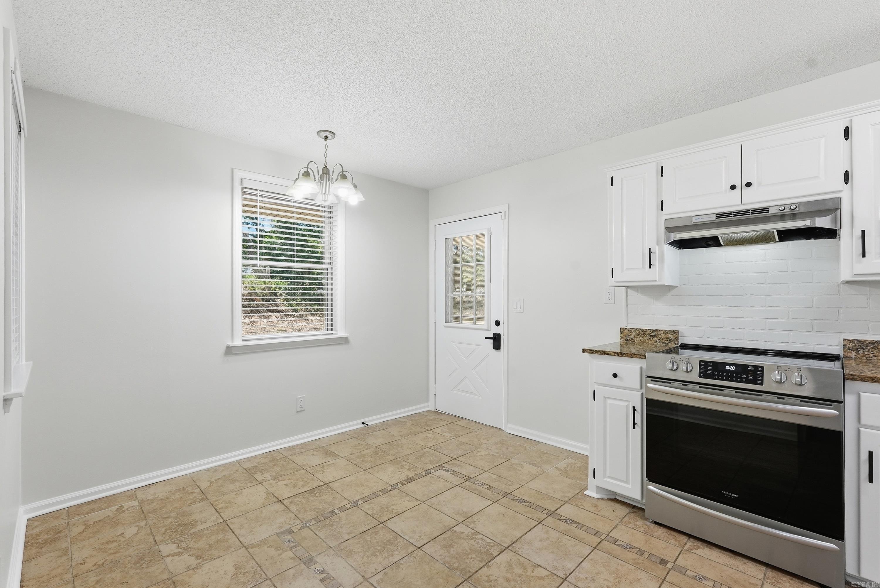 3202 Highway 290 Property Photo 14