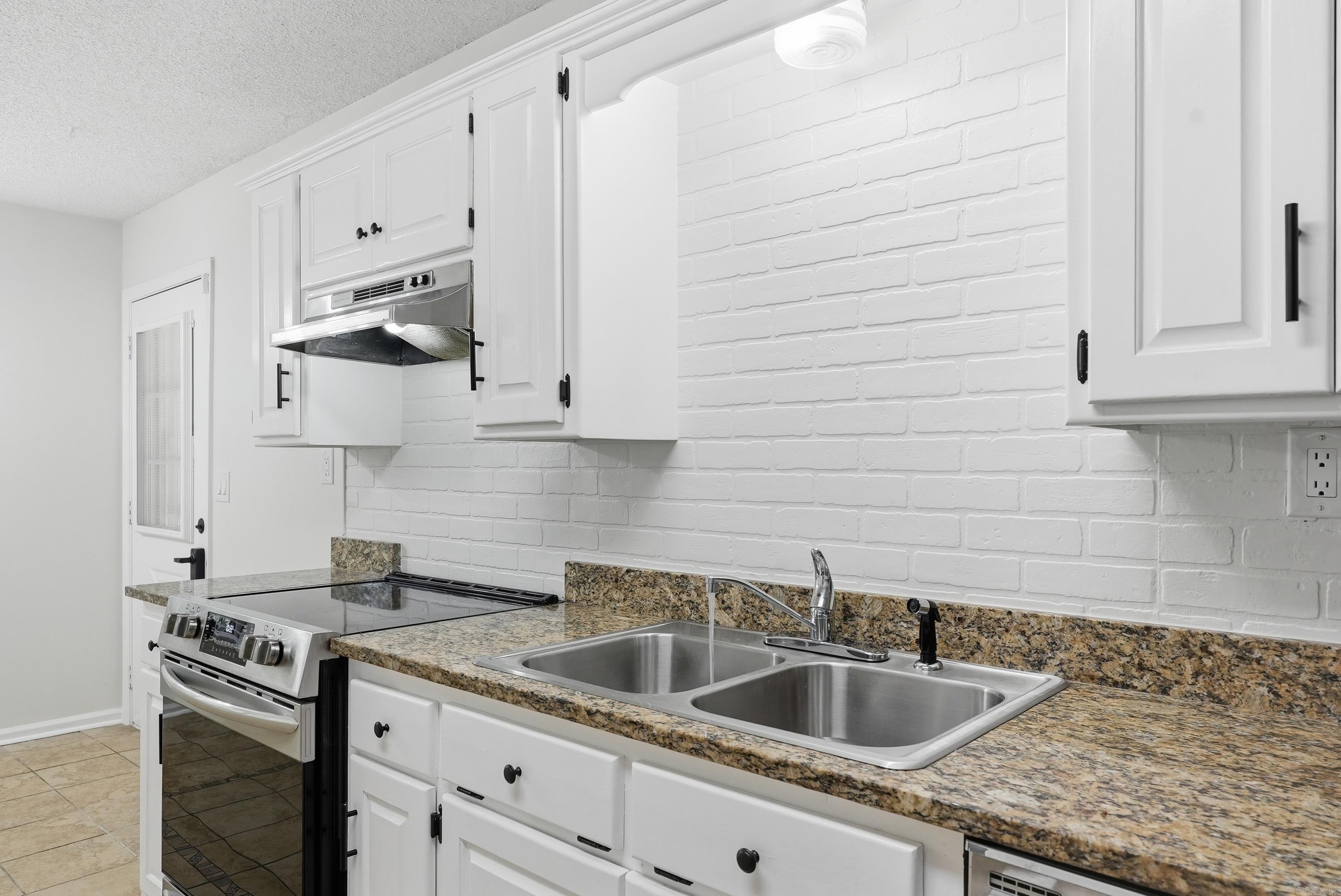 3202 Highway 290 Property Photo 18