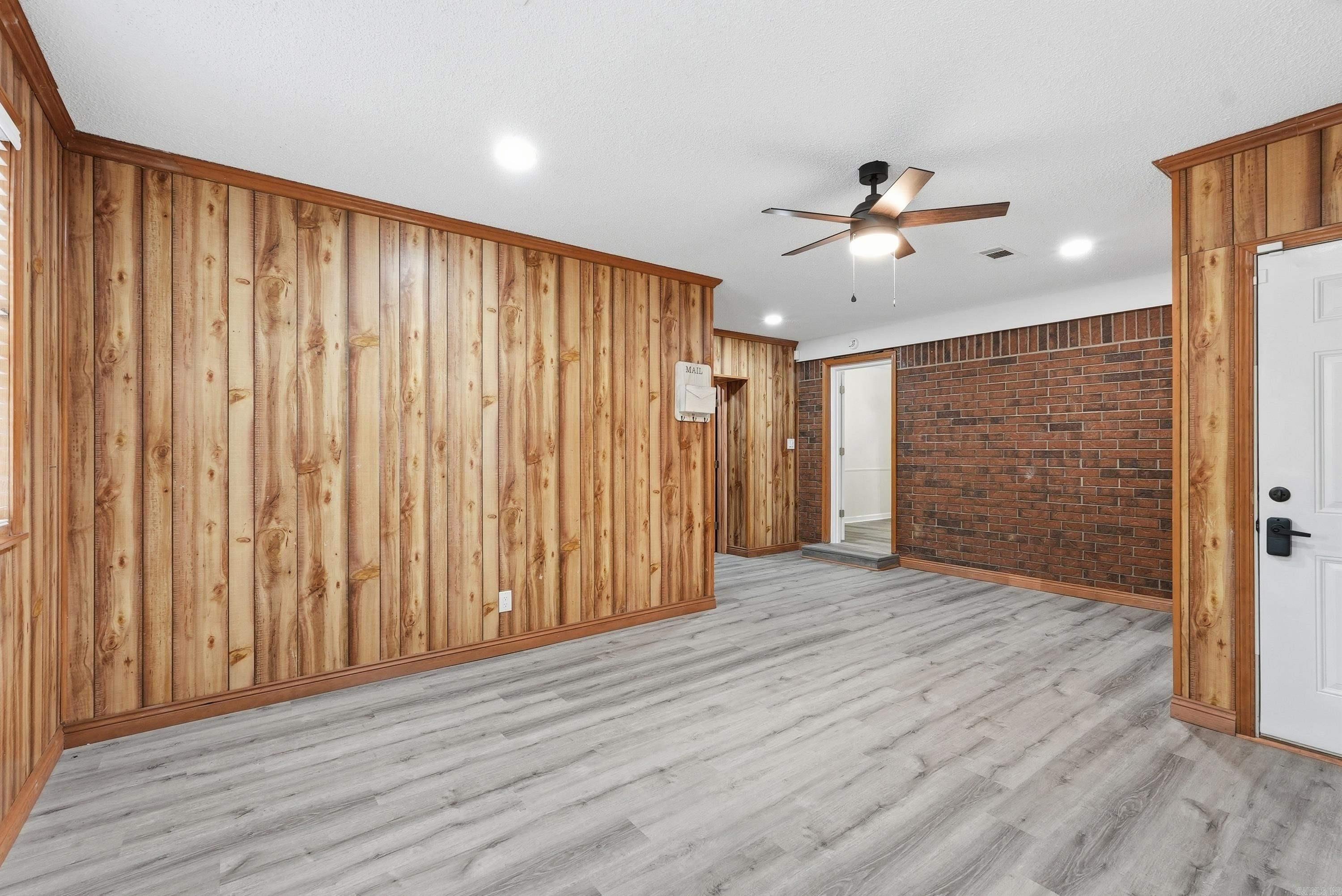 3202 Highway 290 Property Photo 28