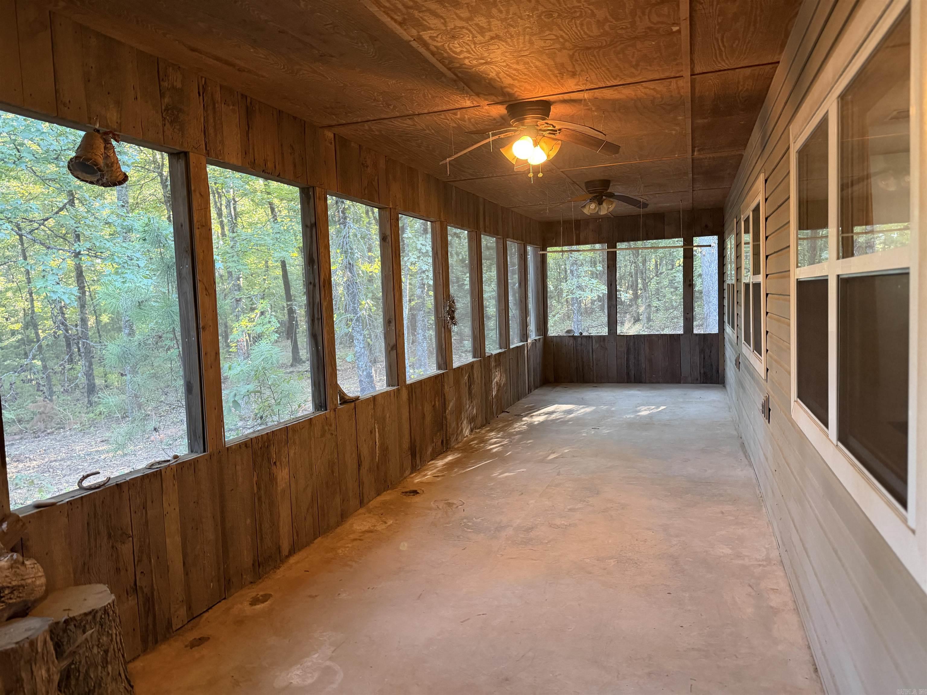 1418 Grassy Hollow Road Property Photo 5