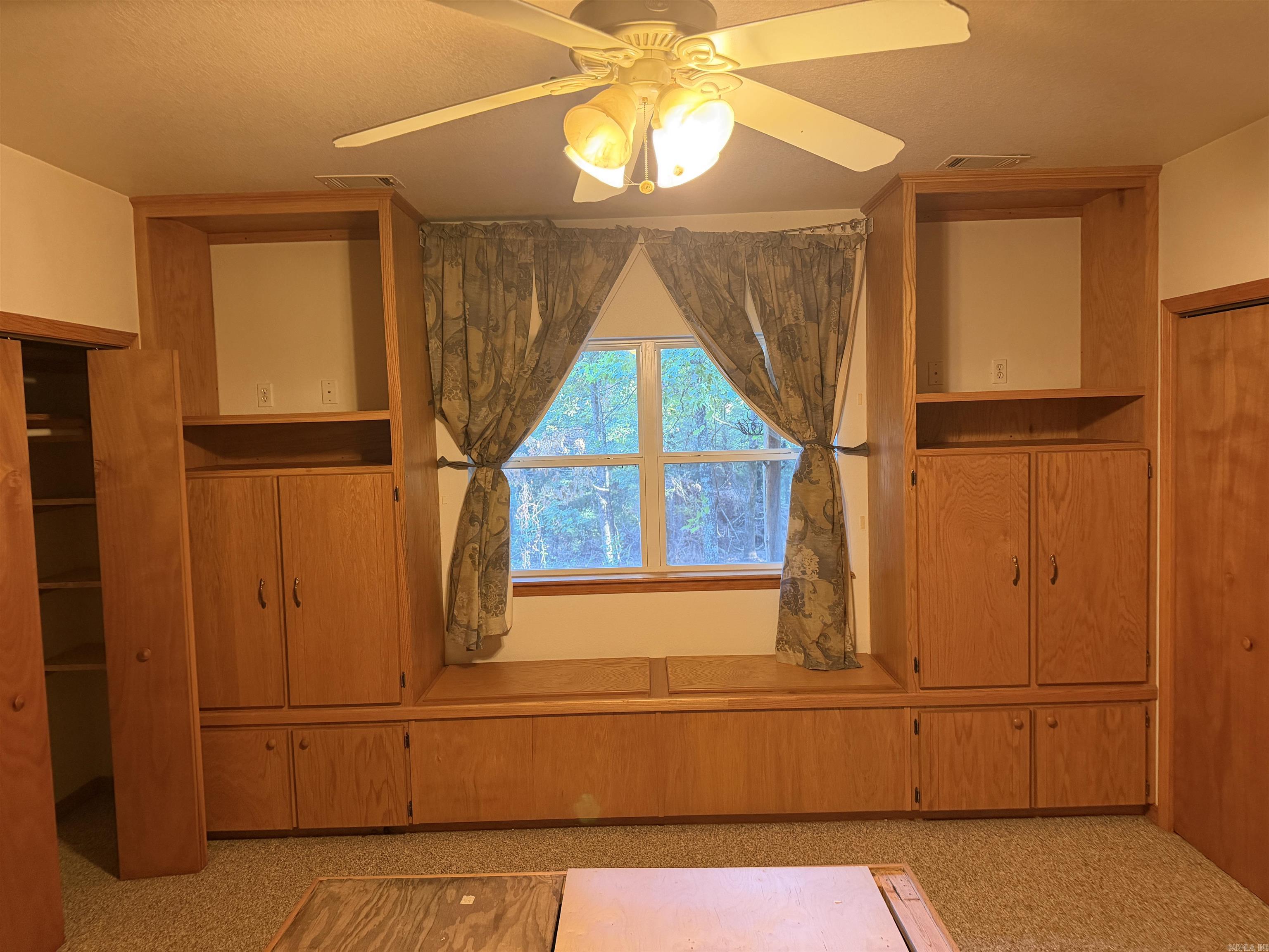 1418 Grassy Hollow Road Property Photo 24