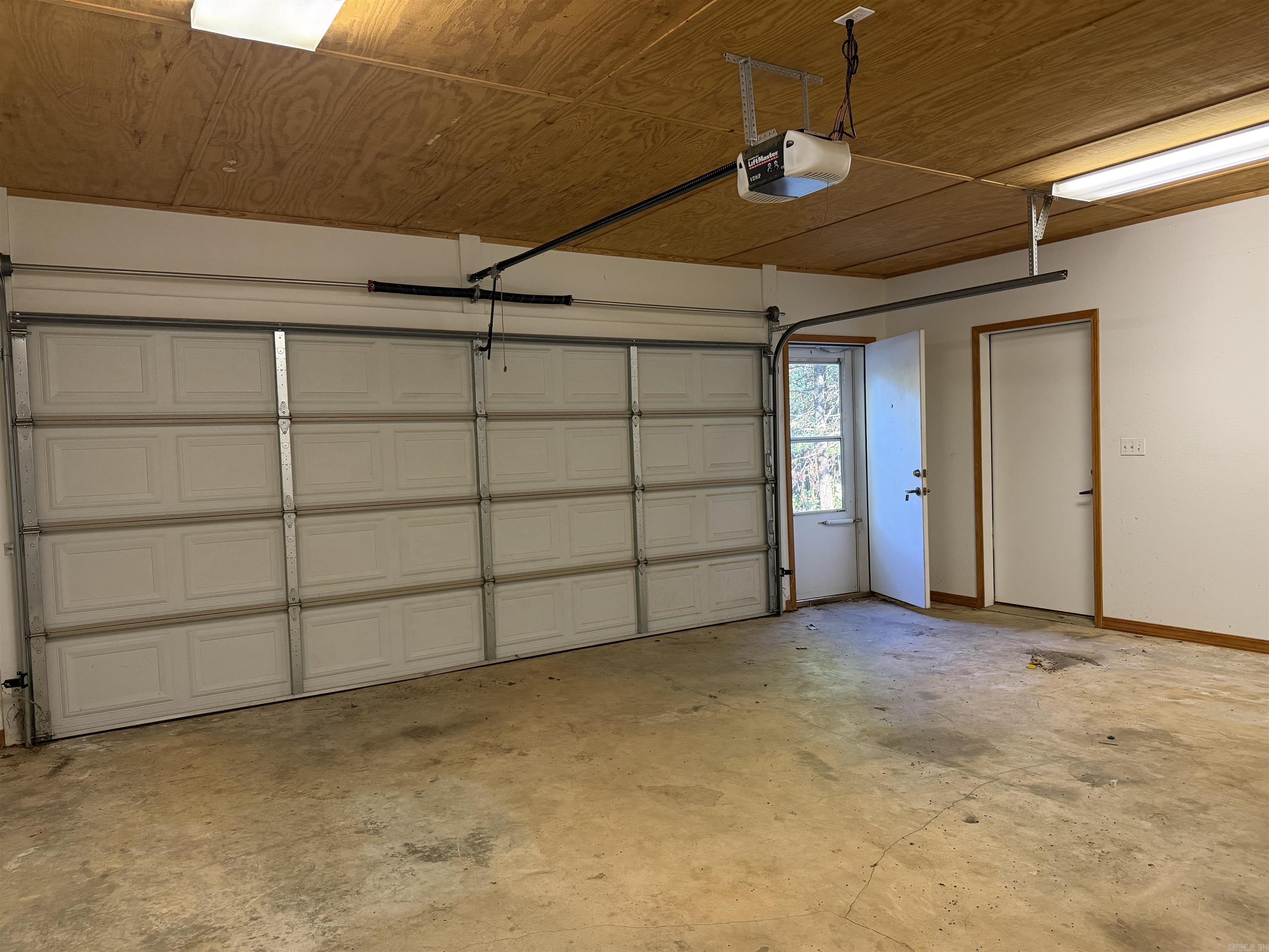 1418 Grassy Hollow Road Property Photo 25