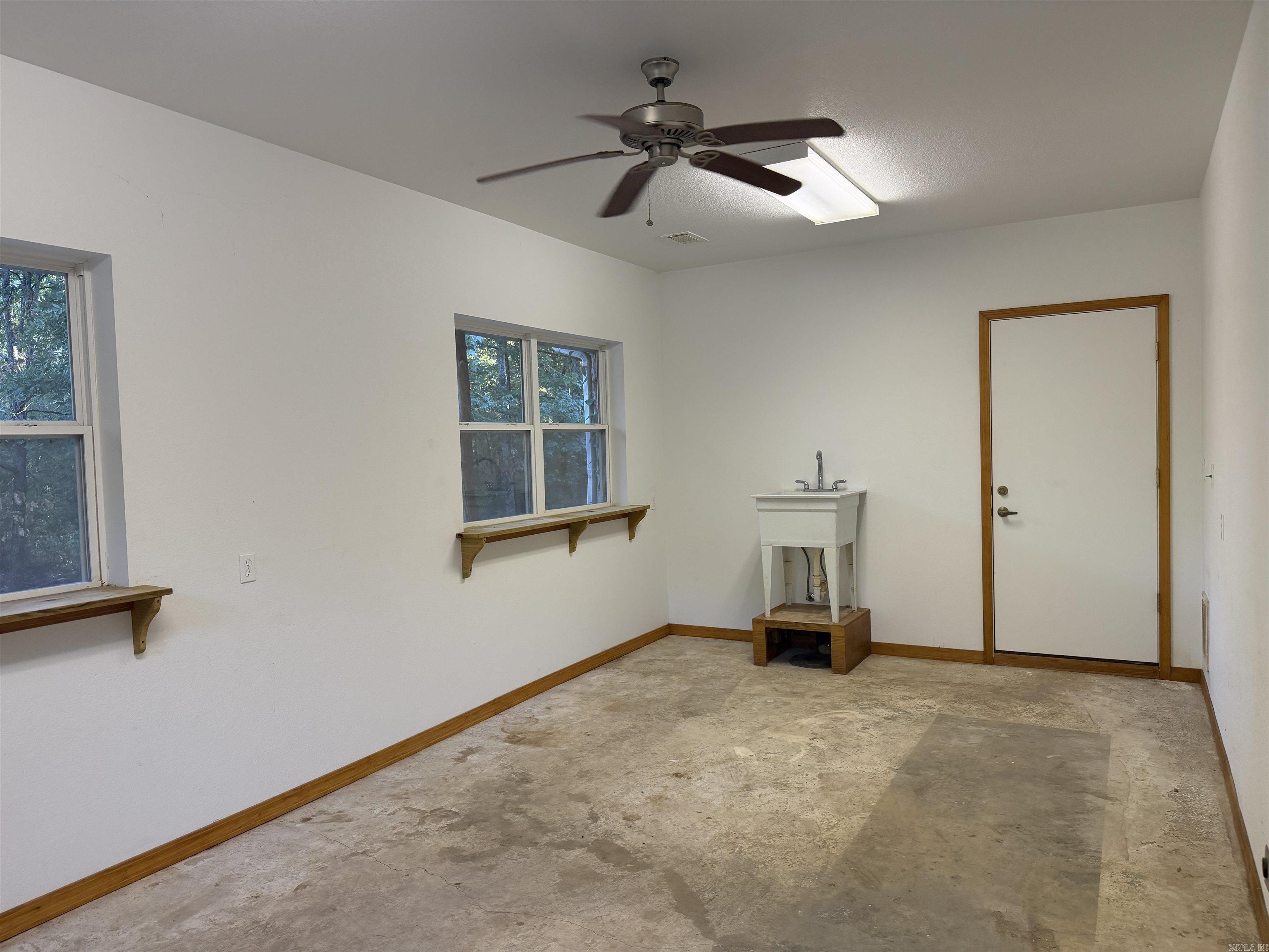 1418 Grassy Hollow Road Property Photo 34
