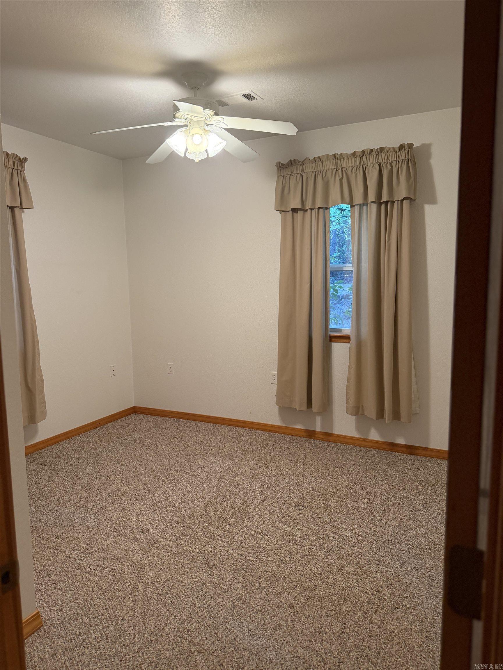 1418 Grassy Hollow Road Property Photo 35