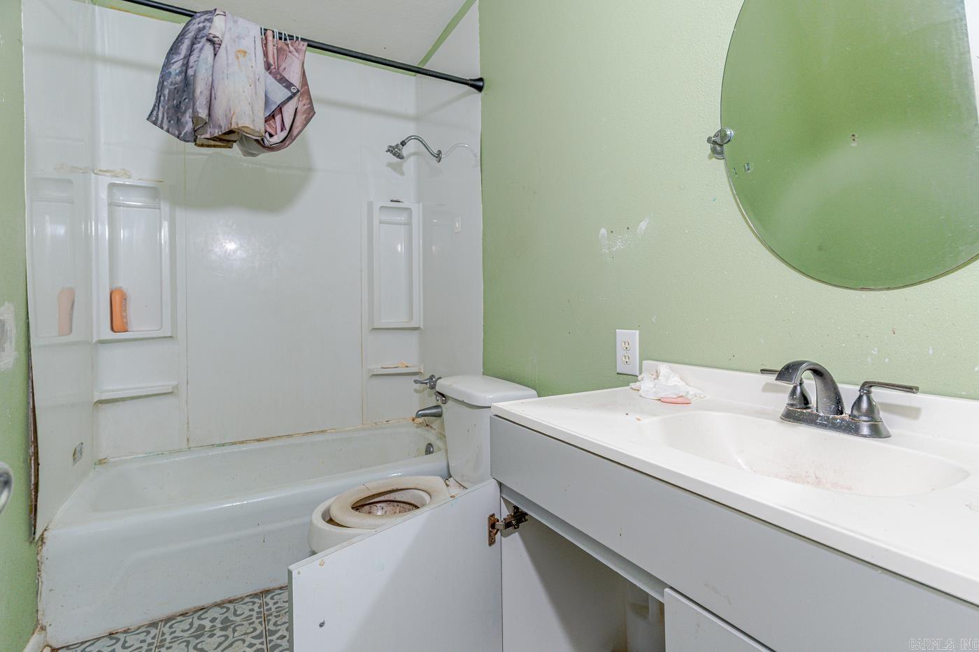 2410 Westacre Dr Property Photo 18