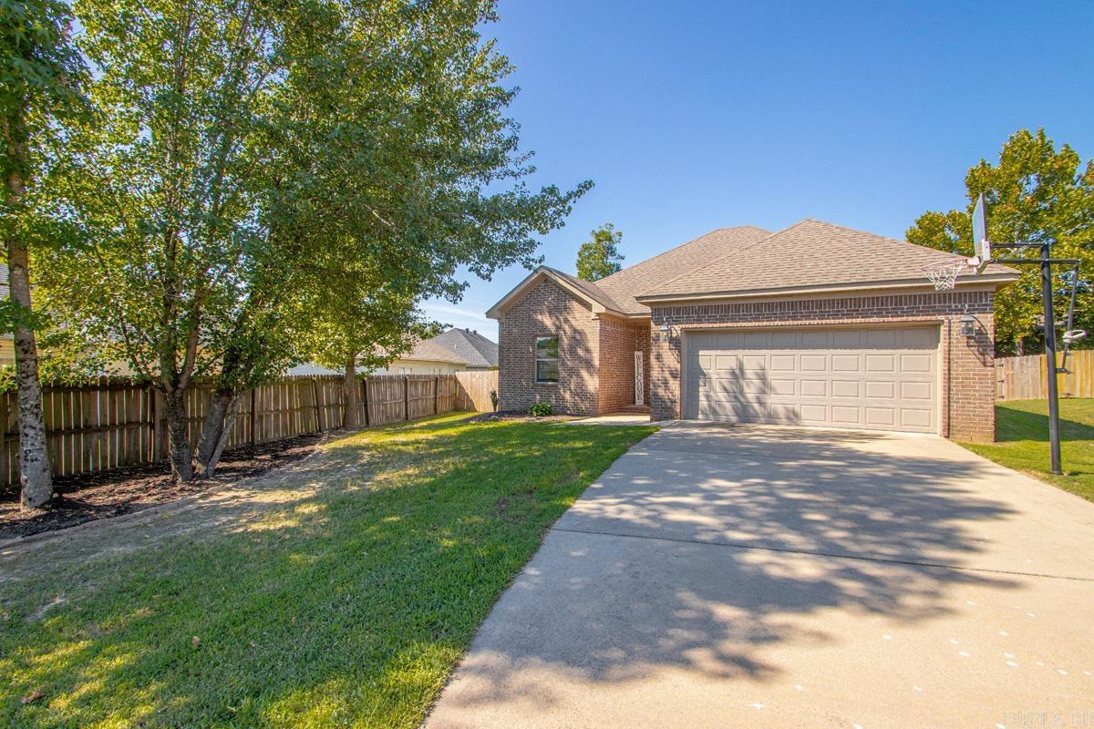 1413 Pleasant Poplar Cove Property Photo 3