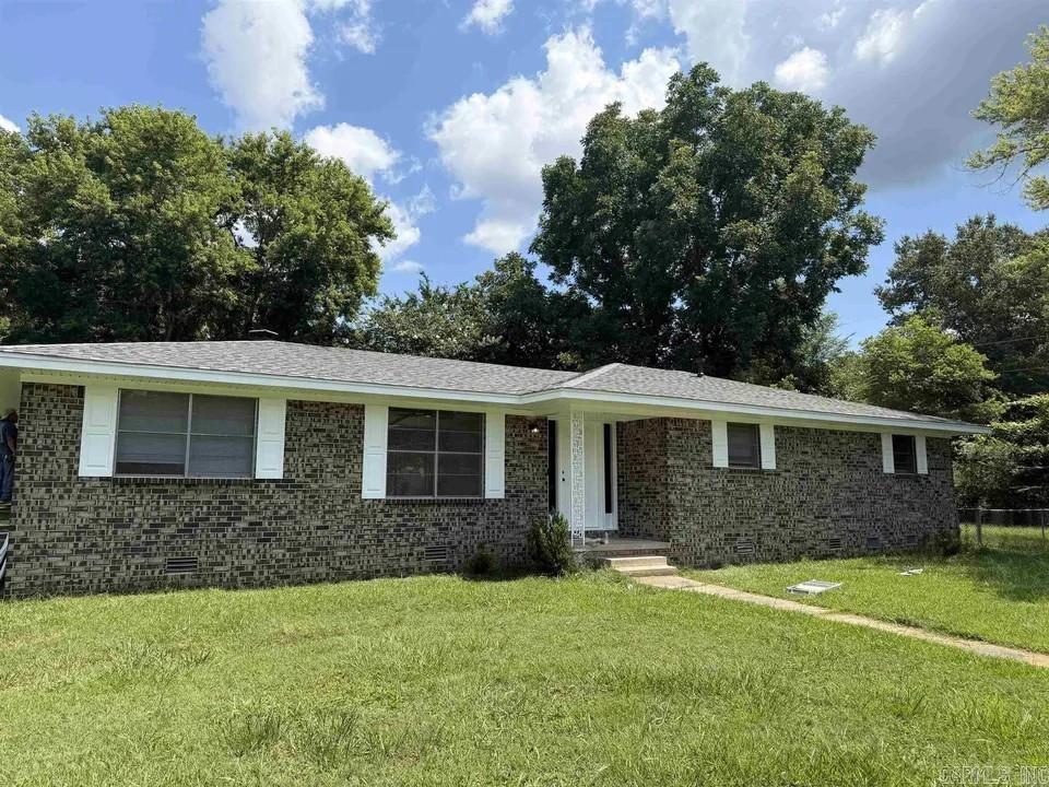 20 Forest Oaks Street Property Photo 1