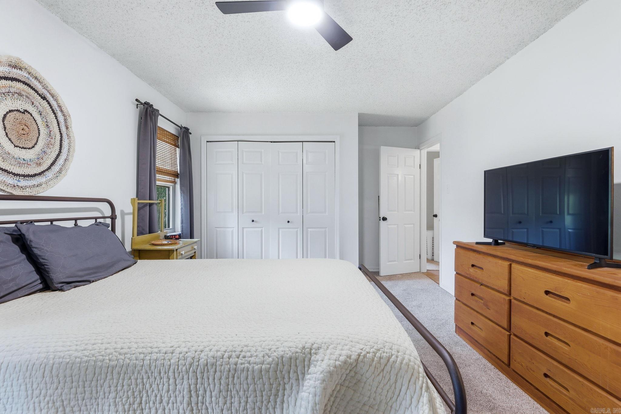 2511 Hickorynut Court Property Photo 4
